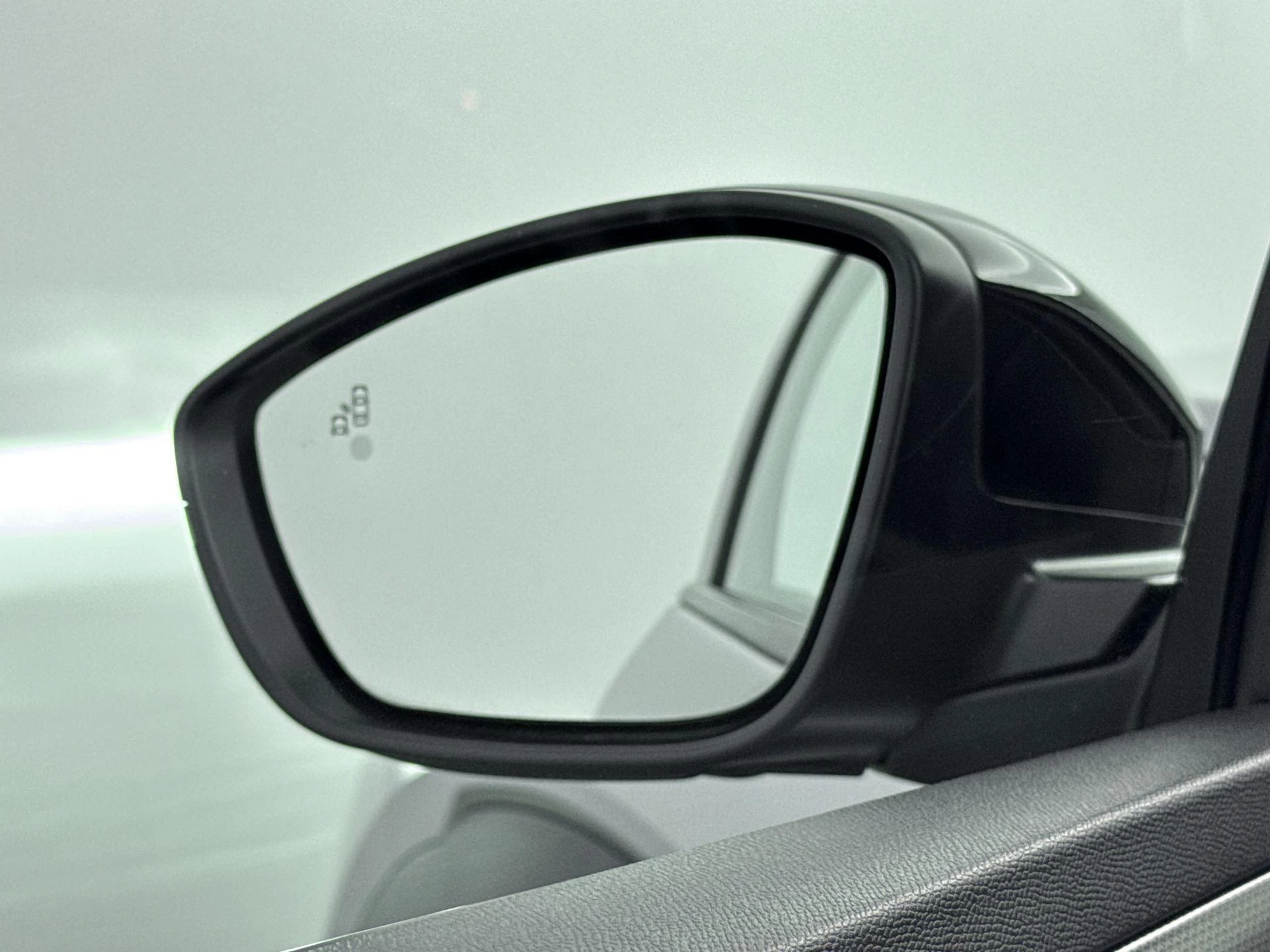 Opel-Mokka-e-image-17