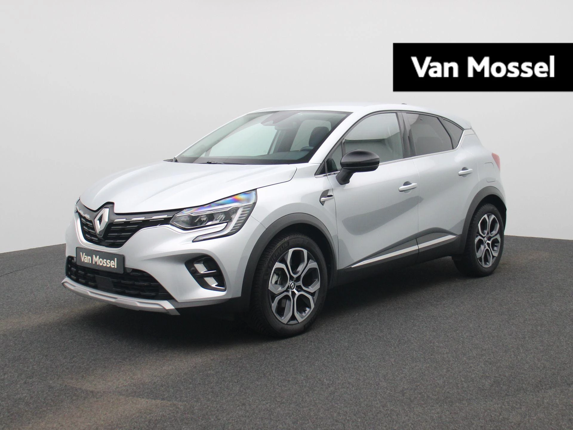 Renault-Captur-image-0