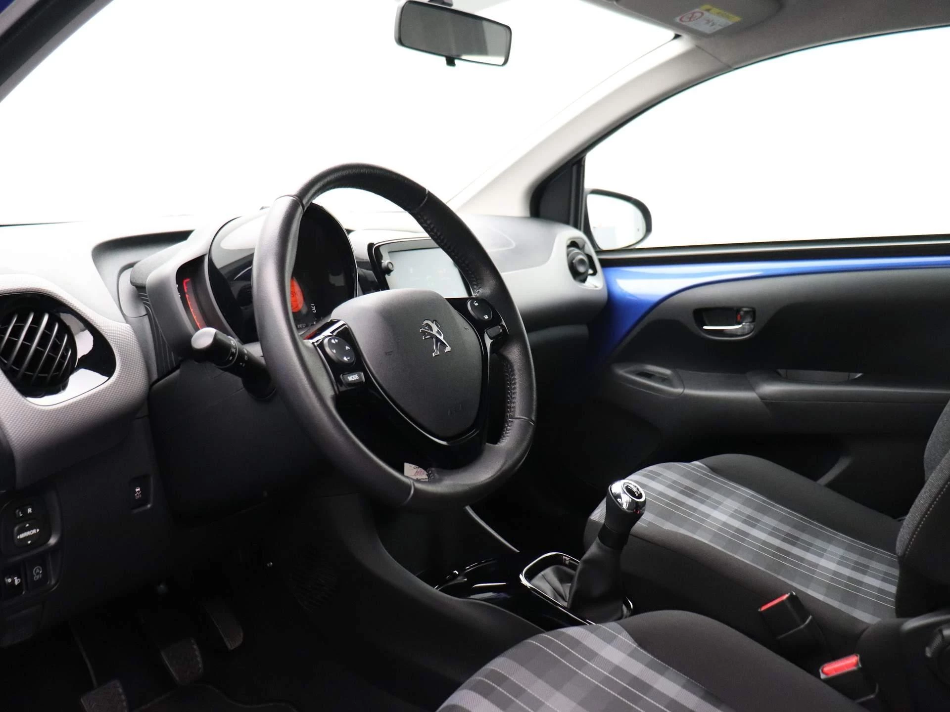 Peugeot-108-image-25