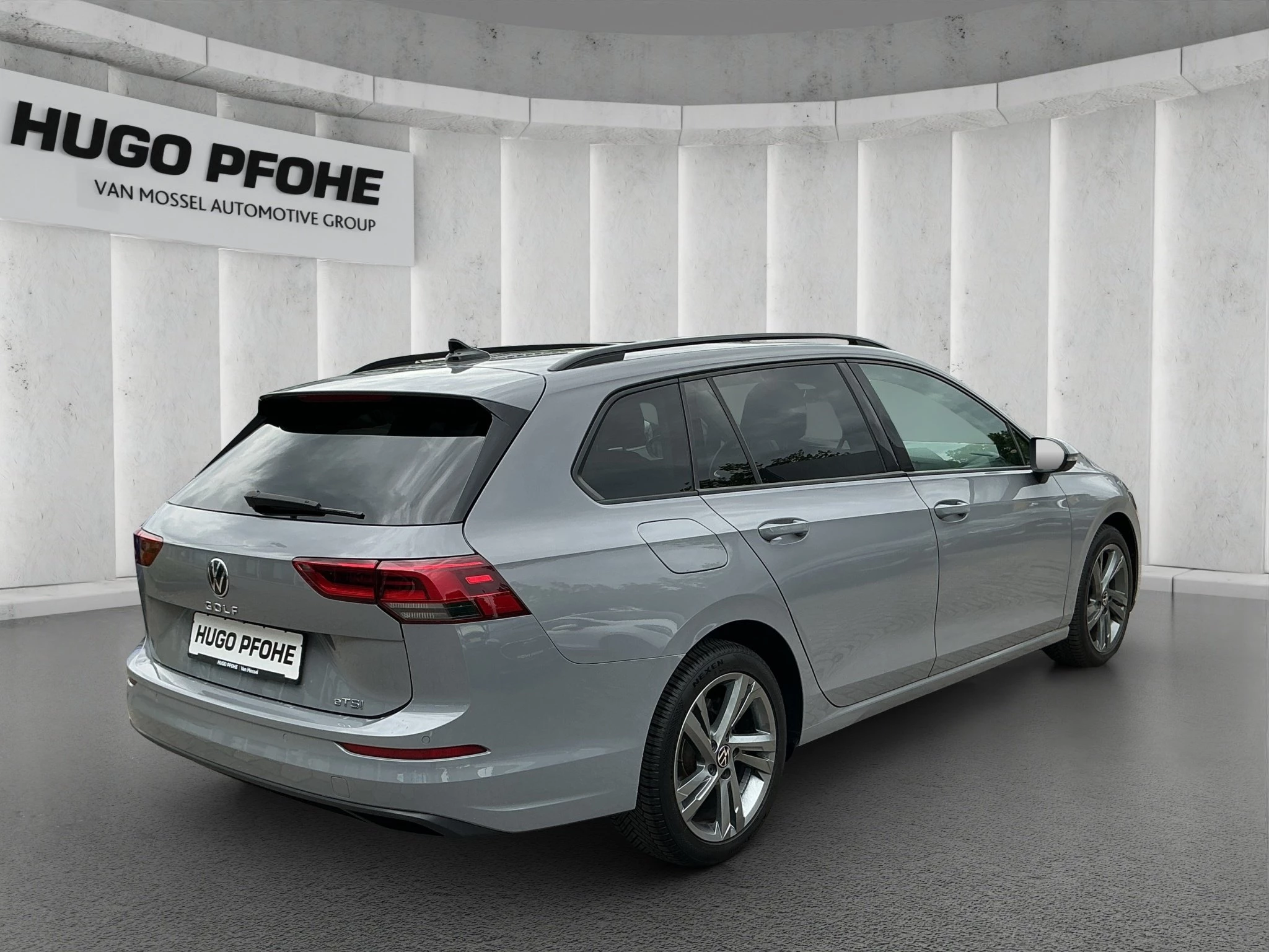 Volkswagen Golf VIII 1.0 eTSI Life OPF