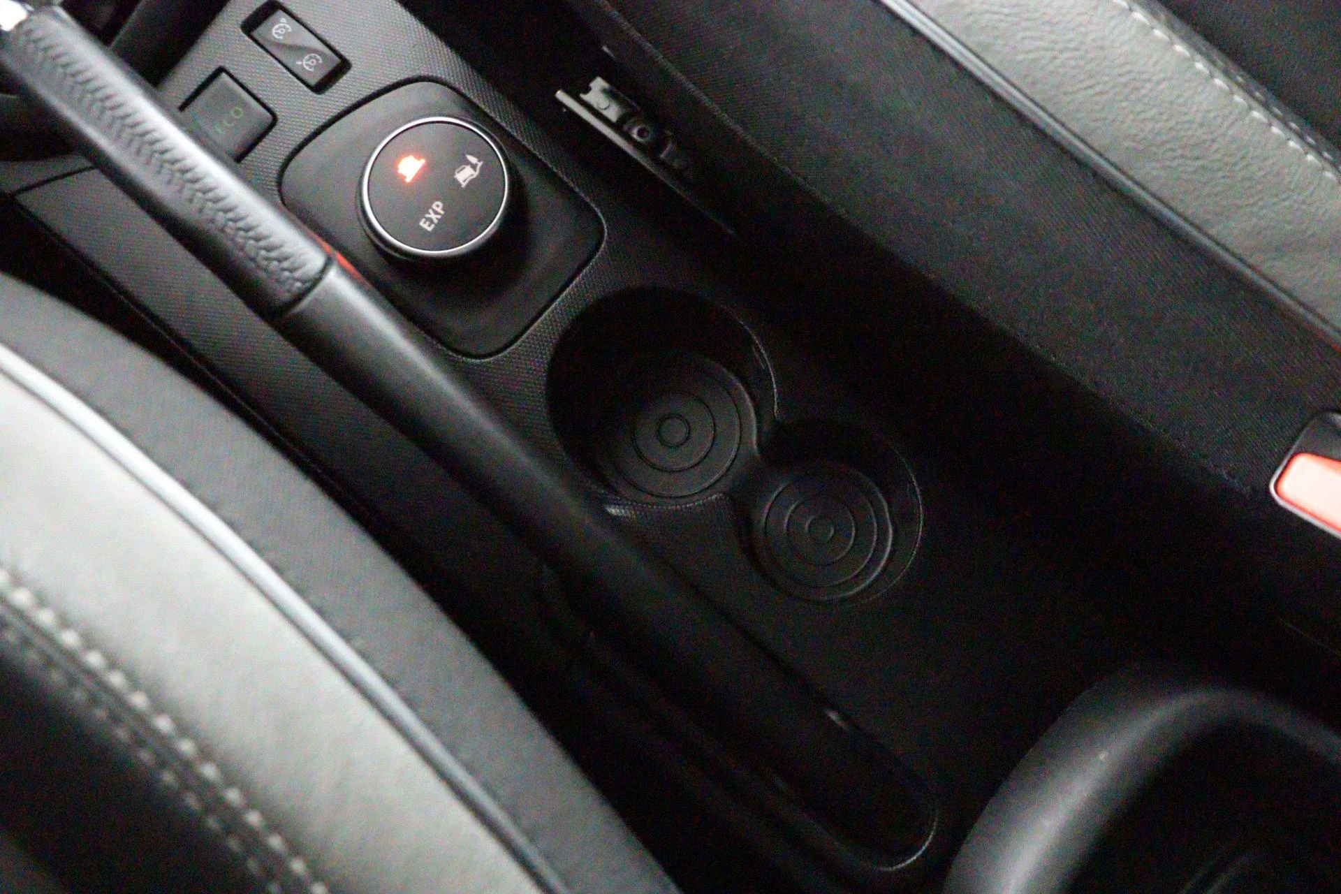 Renault-Captur-image-48