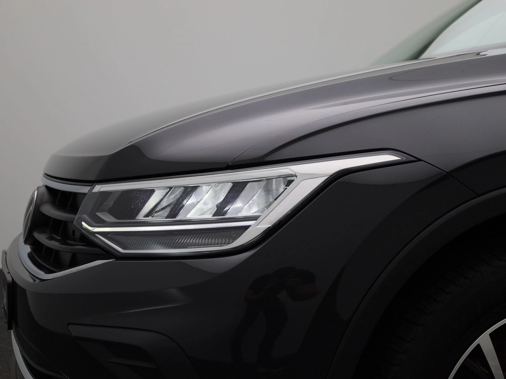 Volkswagen-Tiguan-image-15