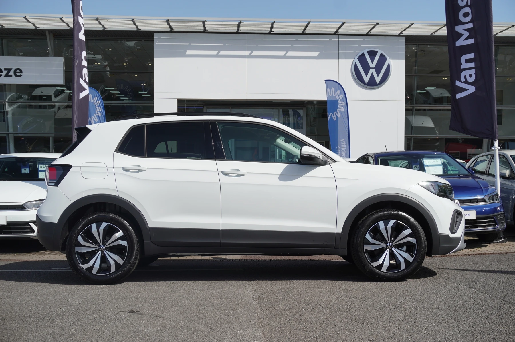 Volkswagen-T-Cross-image-3