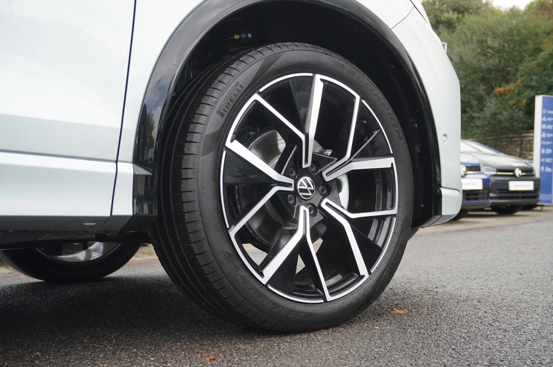 Volkswagen-Tiguan-image-21