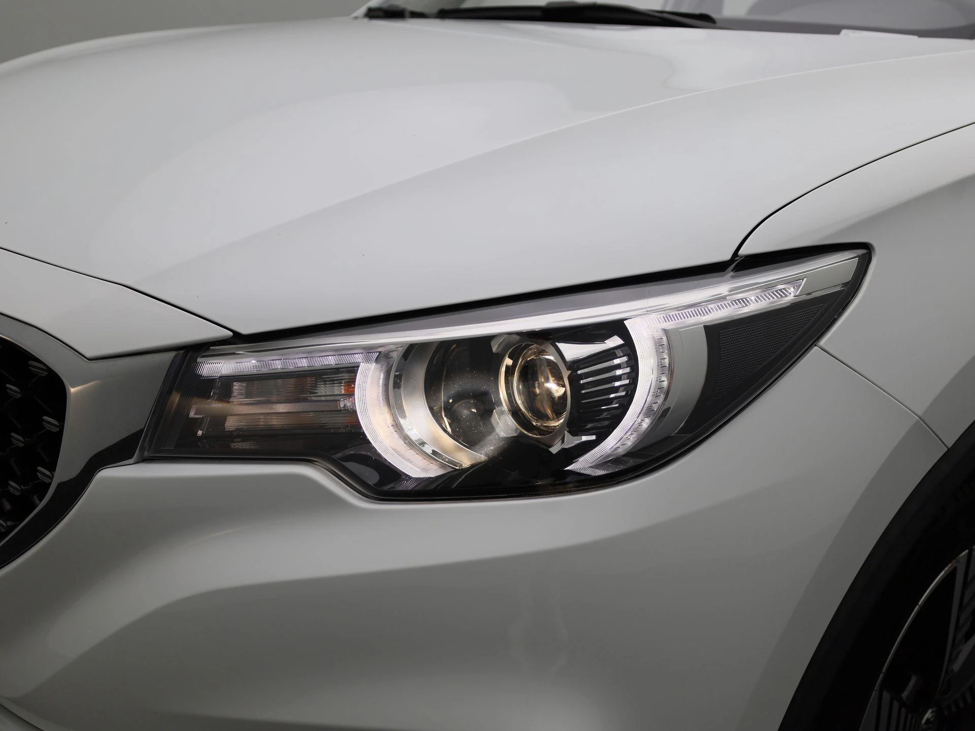 MG-ZS EV-image-13