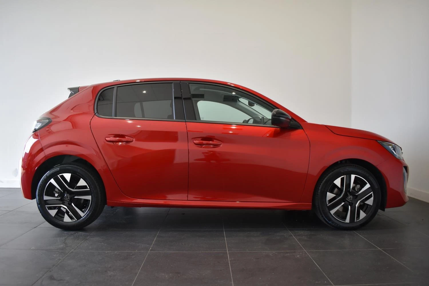 Peugeot-208-image-6