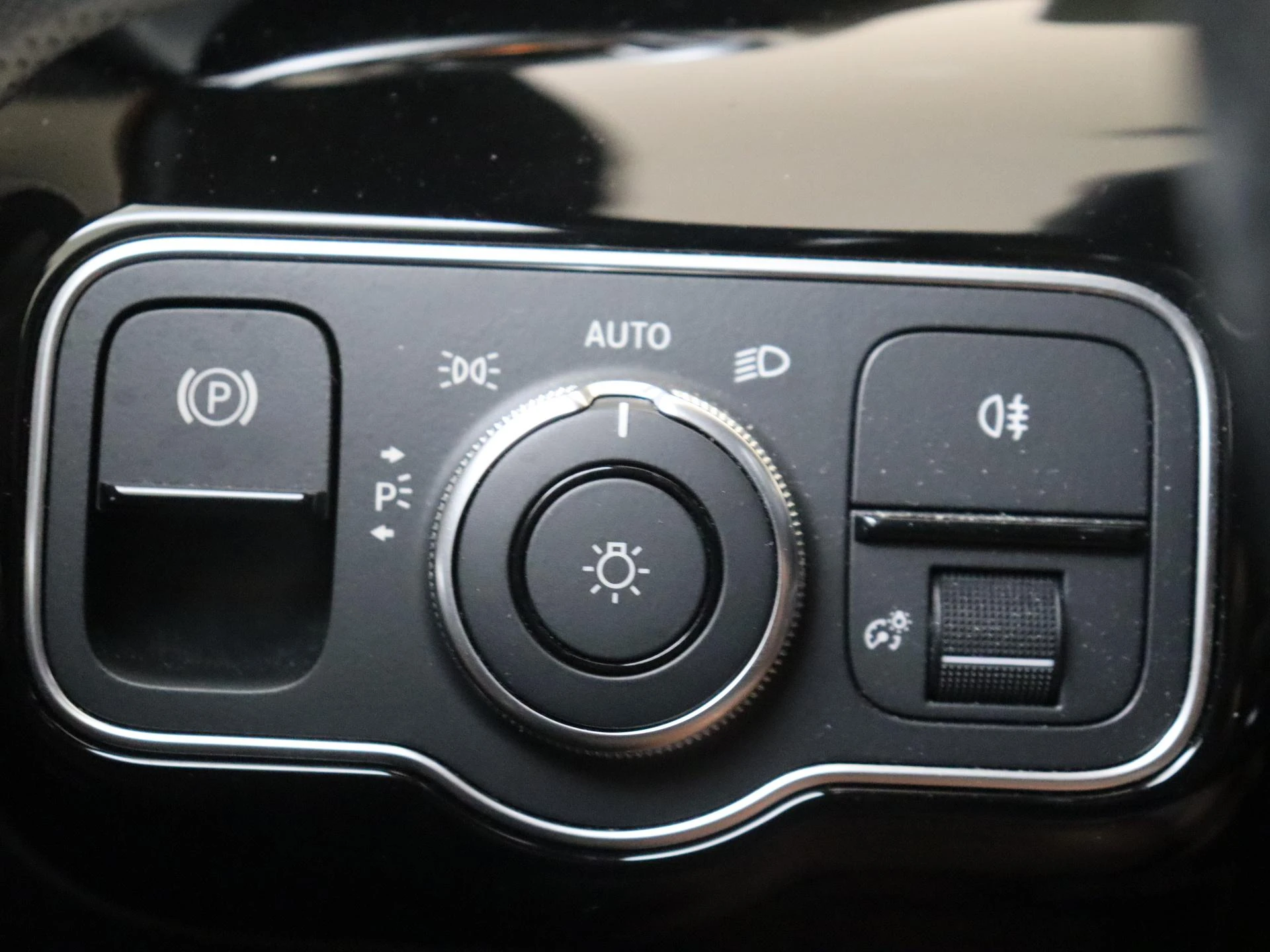Mercedes-Benz-A-Klasse-image-24