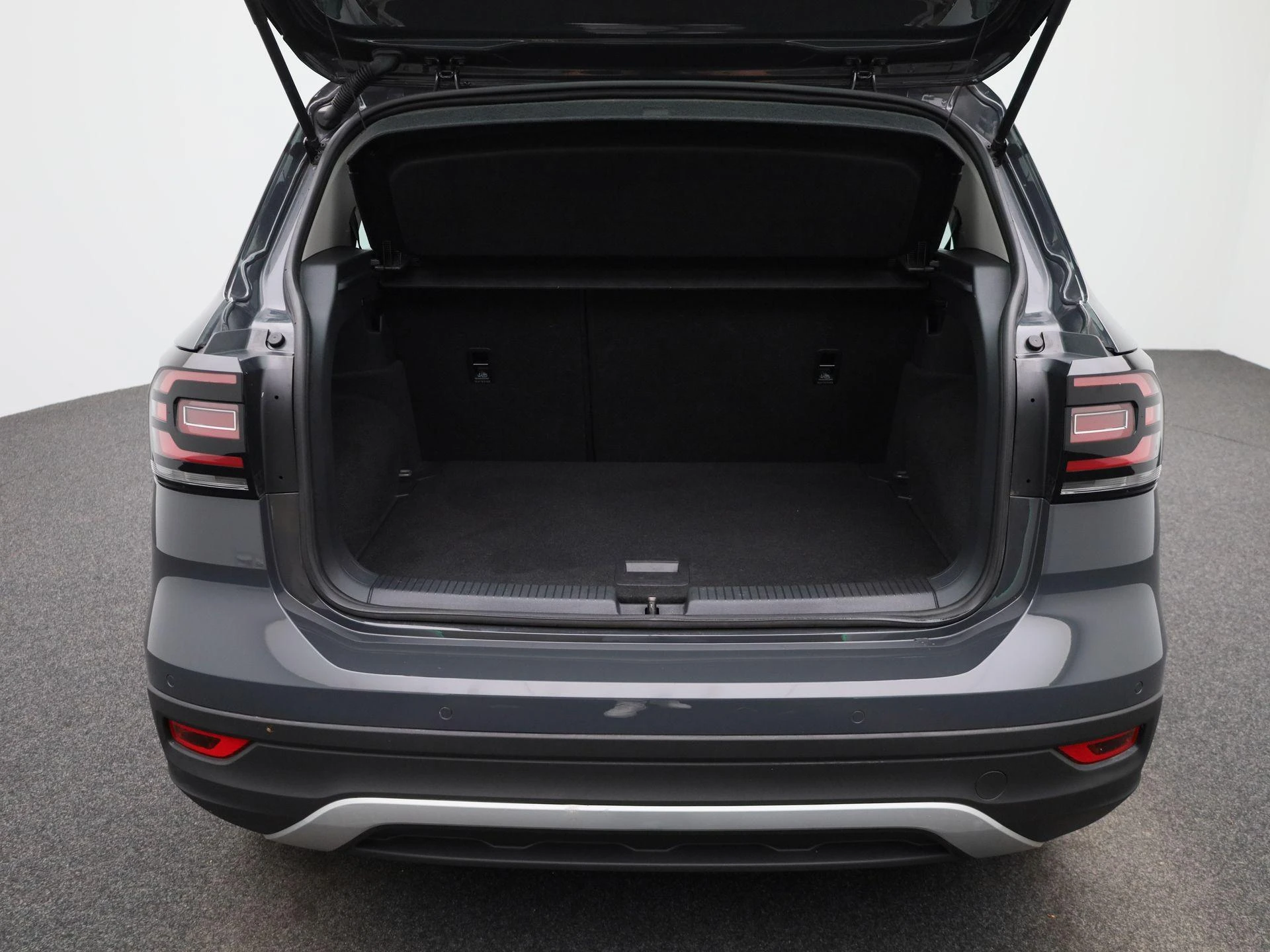 Volkswagen-T-Cross-image-12
