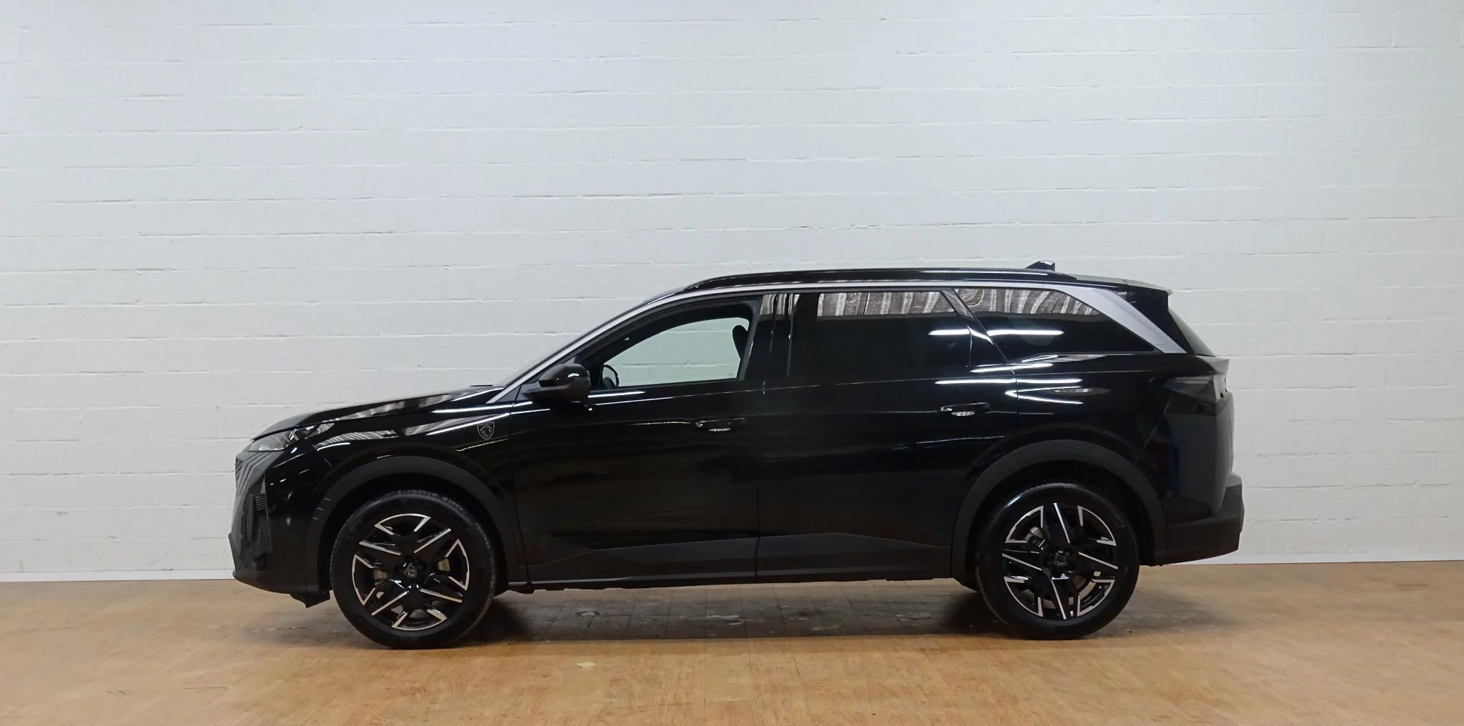 Peugeot-5008-image-7