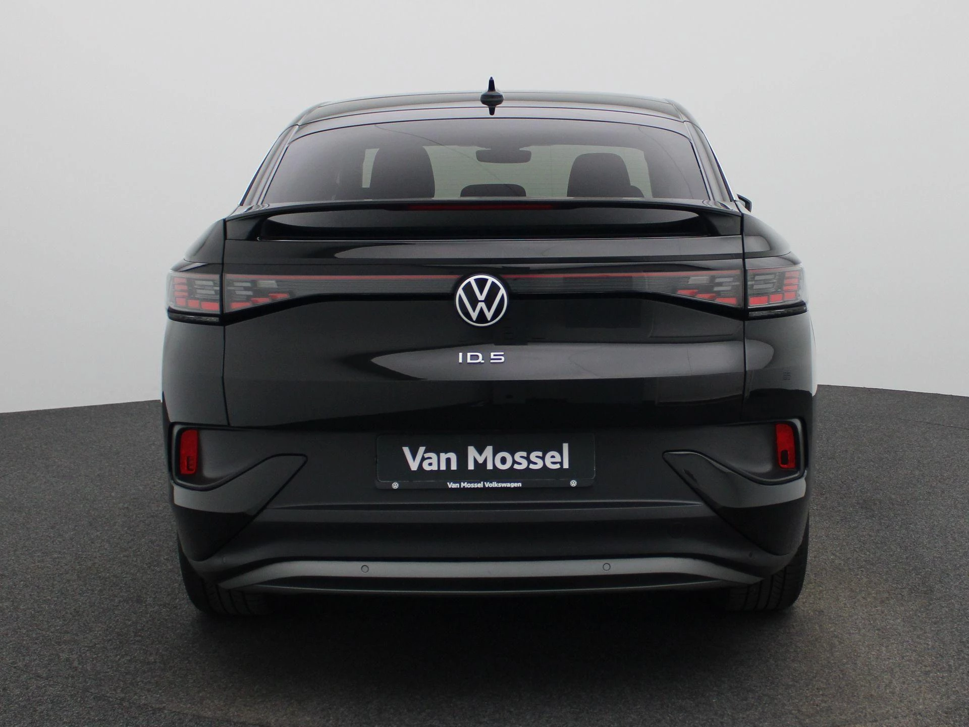 Volkswagen-ID.5-image-4