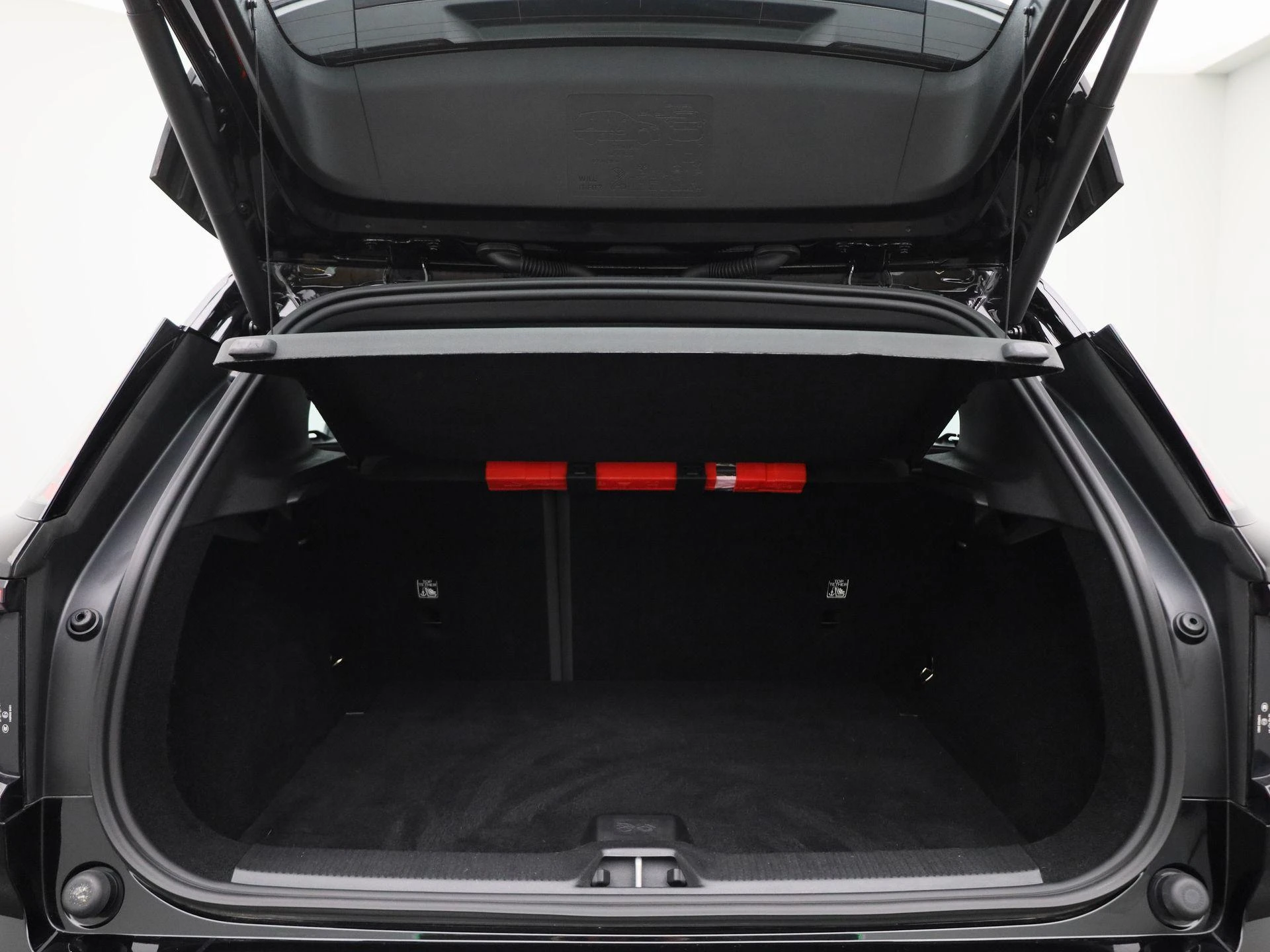 Volvo-EX30-image-12