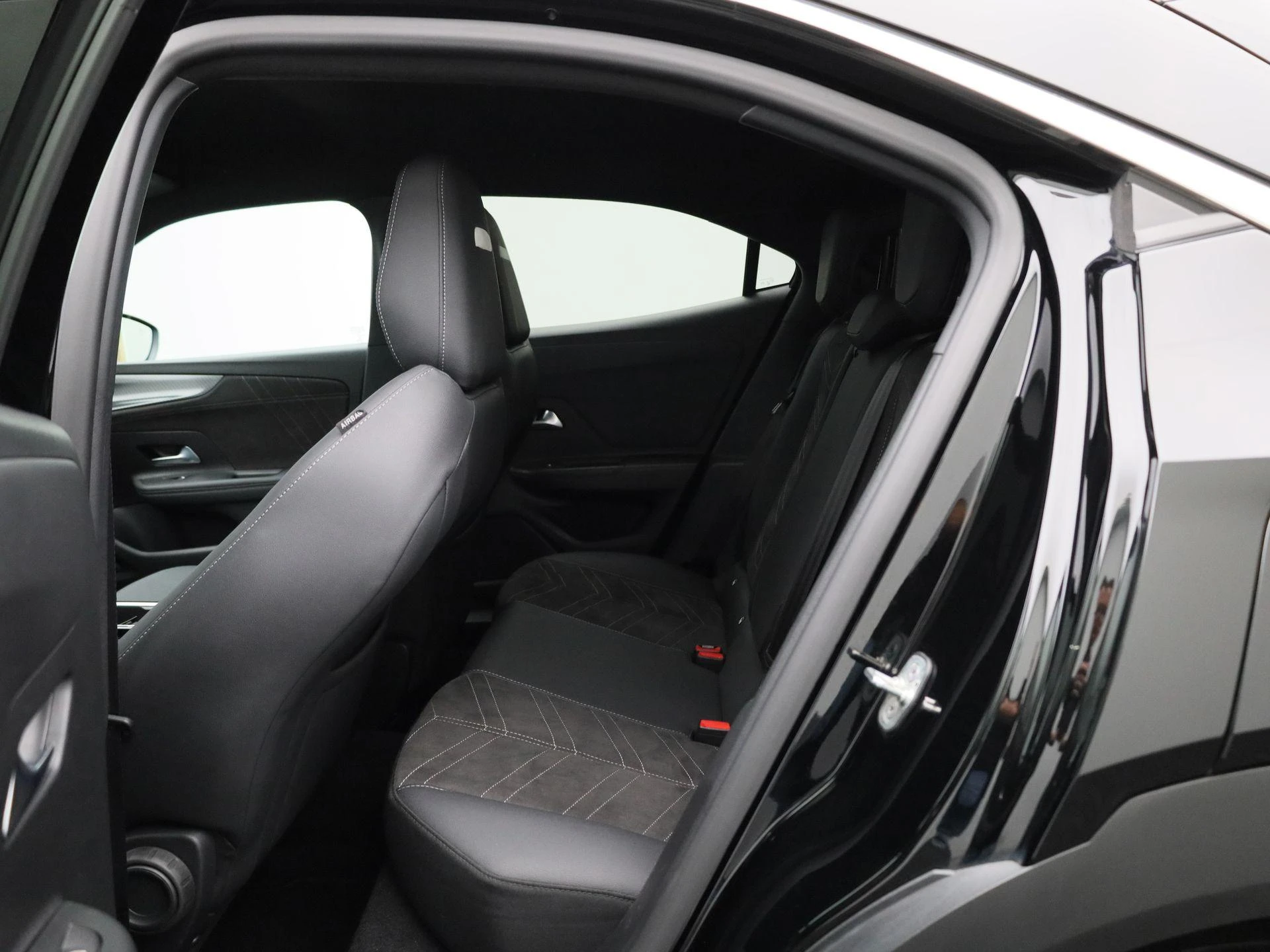 Opel-Mokka-image-11