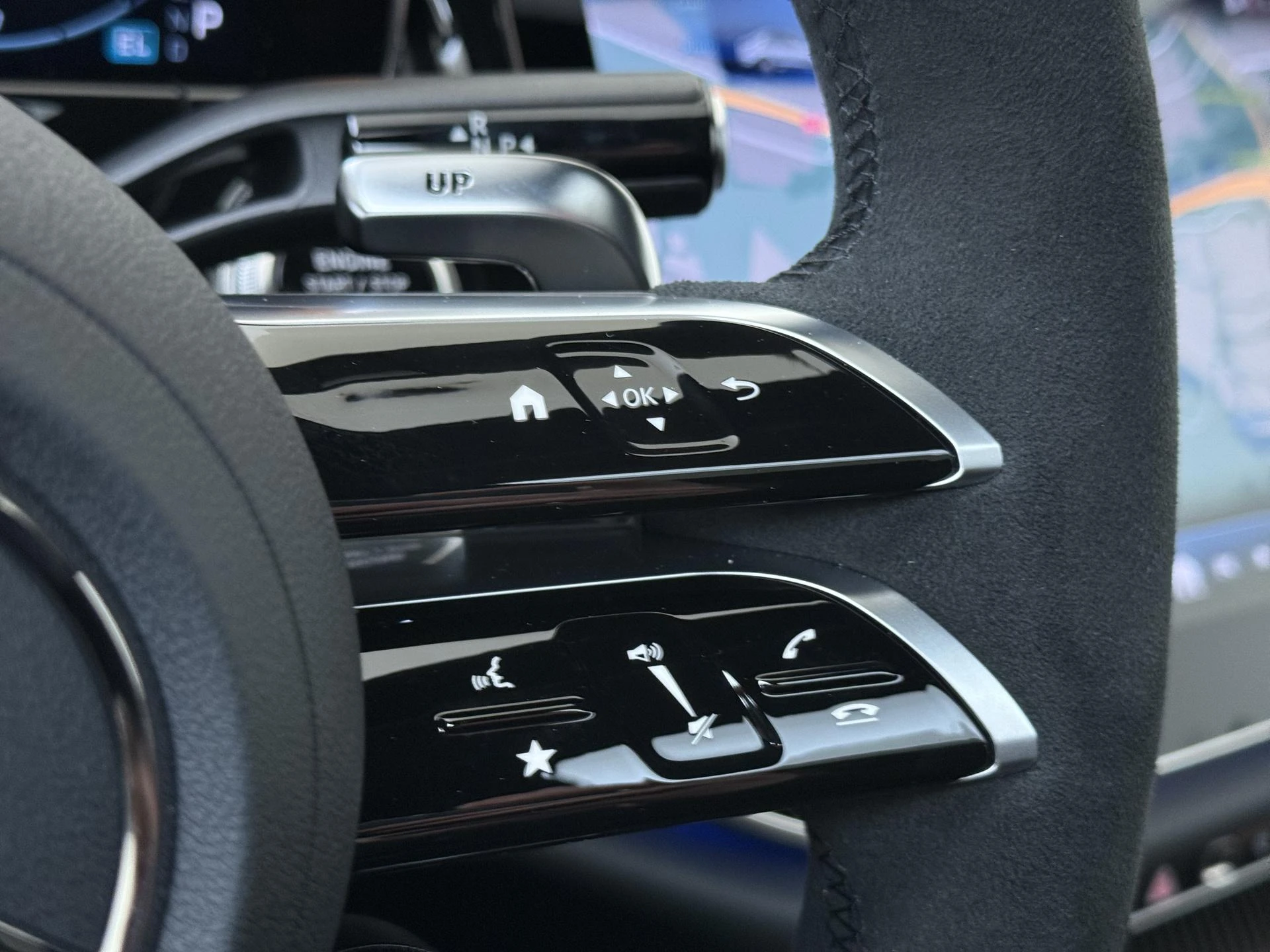 Mercedes-Benz-E-Klasse-image-21