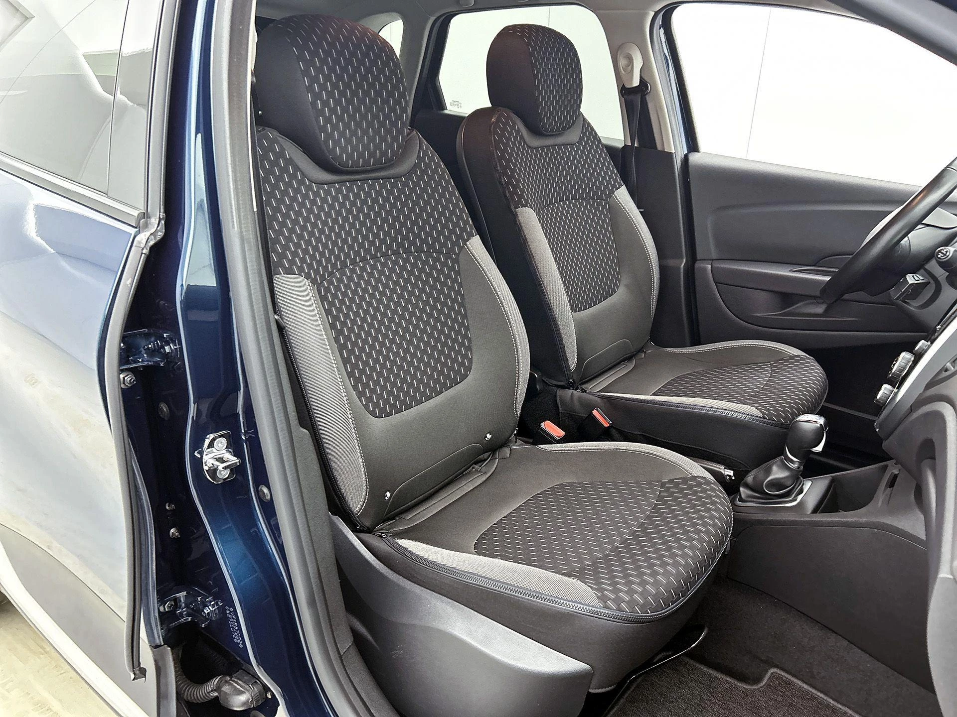 Renault-Captur-image-37
