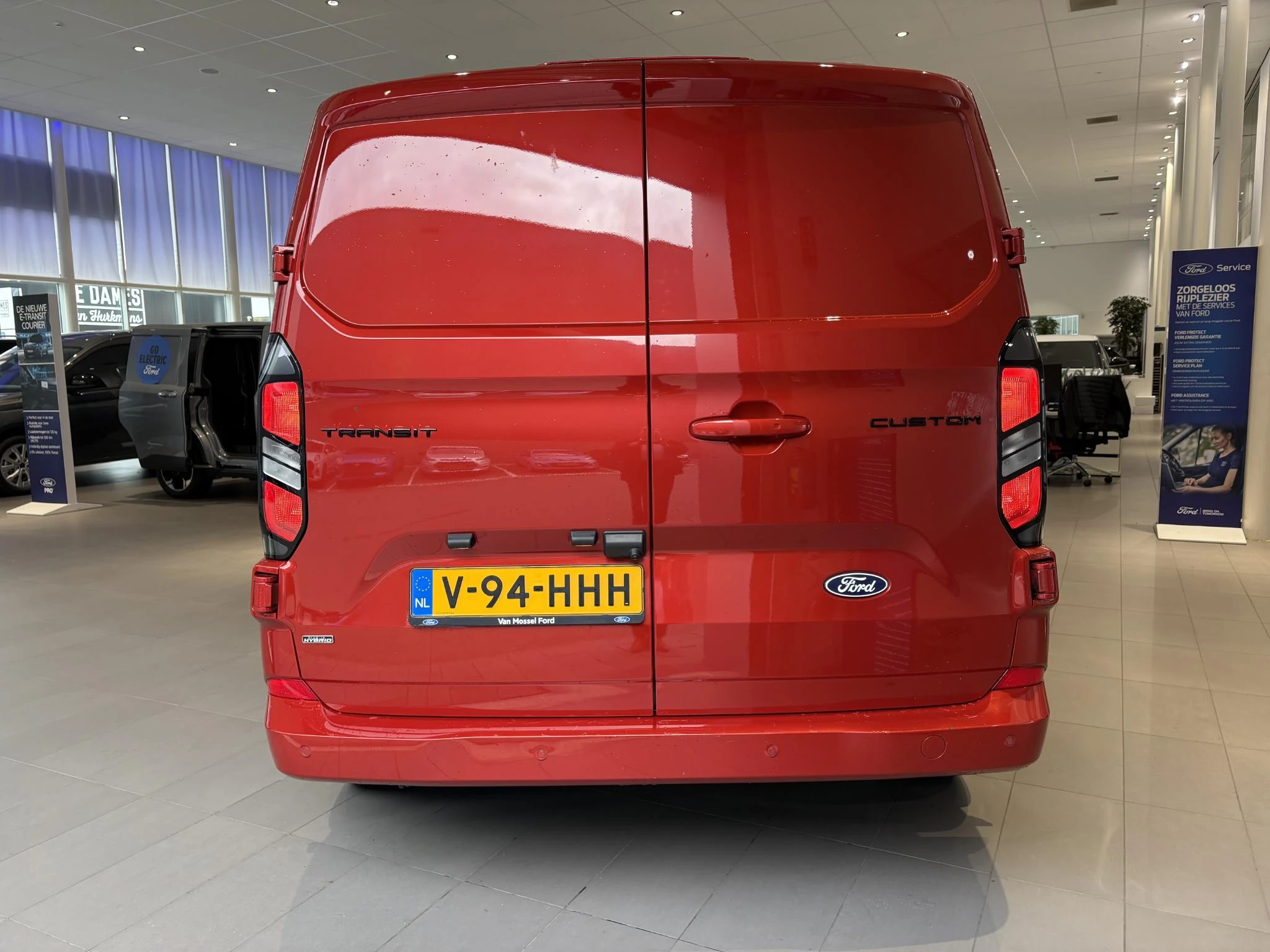 Ford-Transit Custom-image-6
