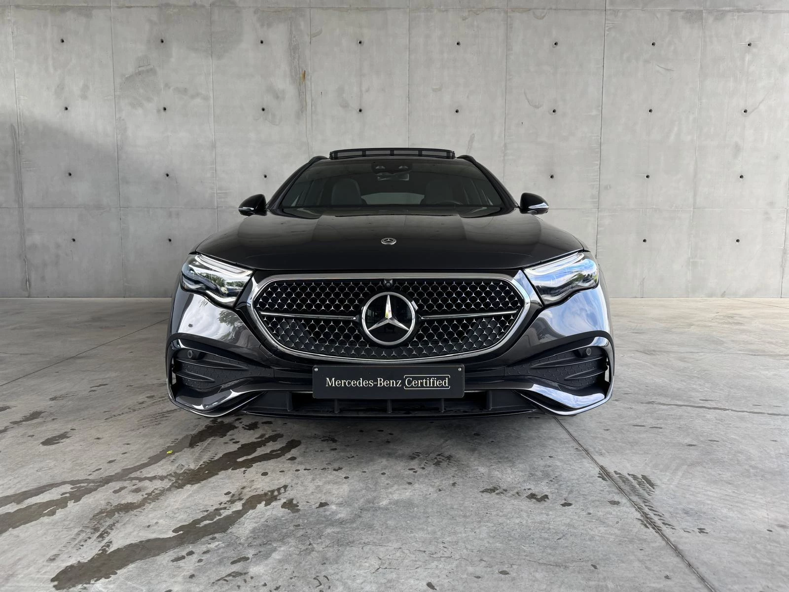 Mercedes-Benz E-Klasse 300 e AMG Line Break + PANO DAK + BURMESTER + DIGITAL LIGHT + NIGHTPACK