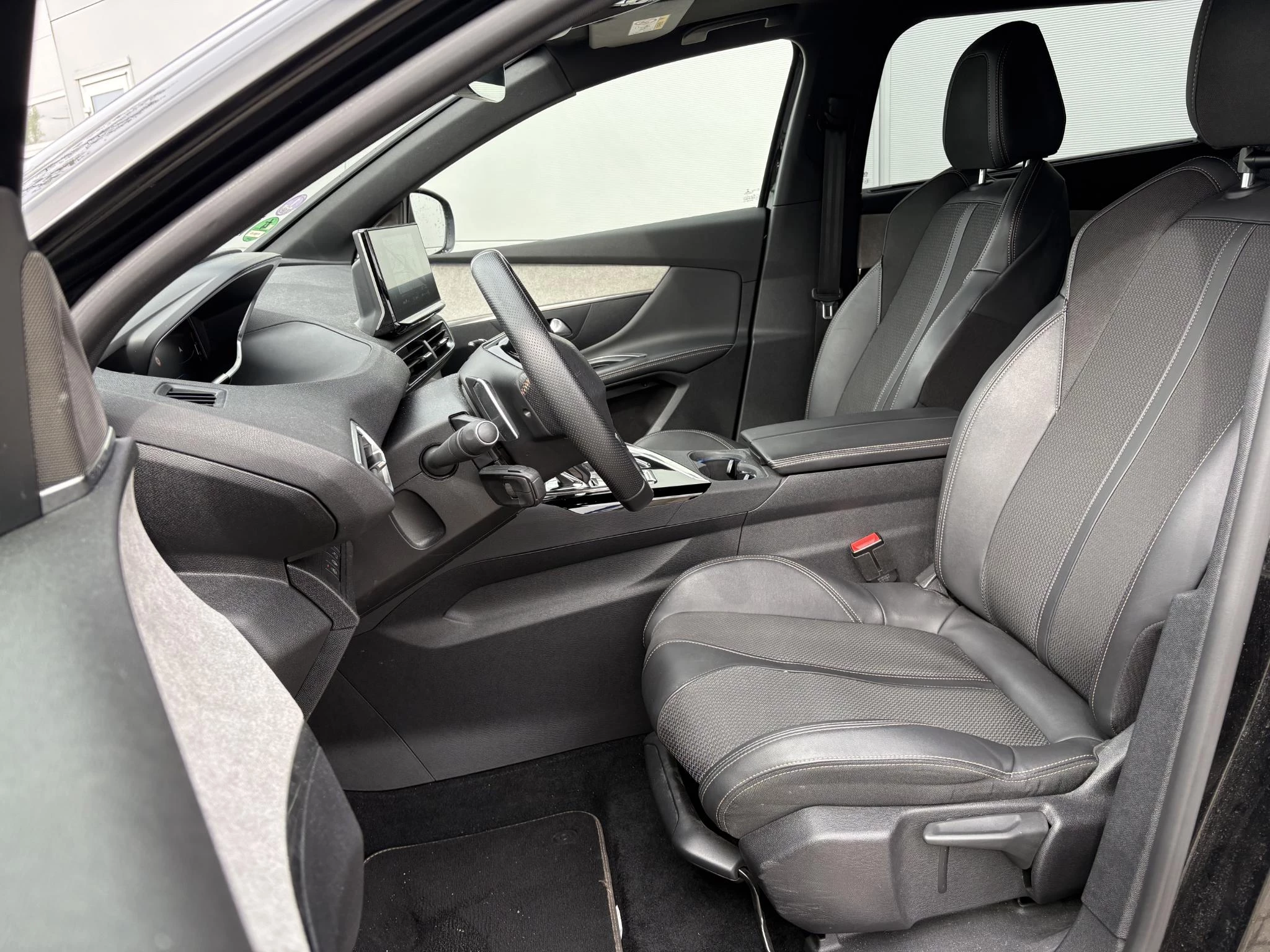 Peugeot-5008-image-11