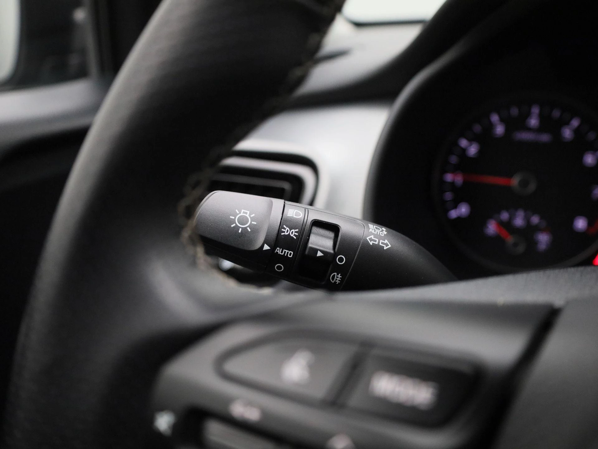 Kia-Stonic-image-22