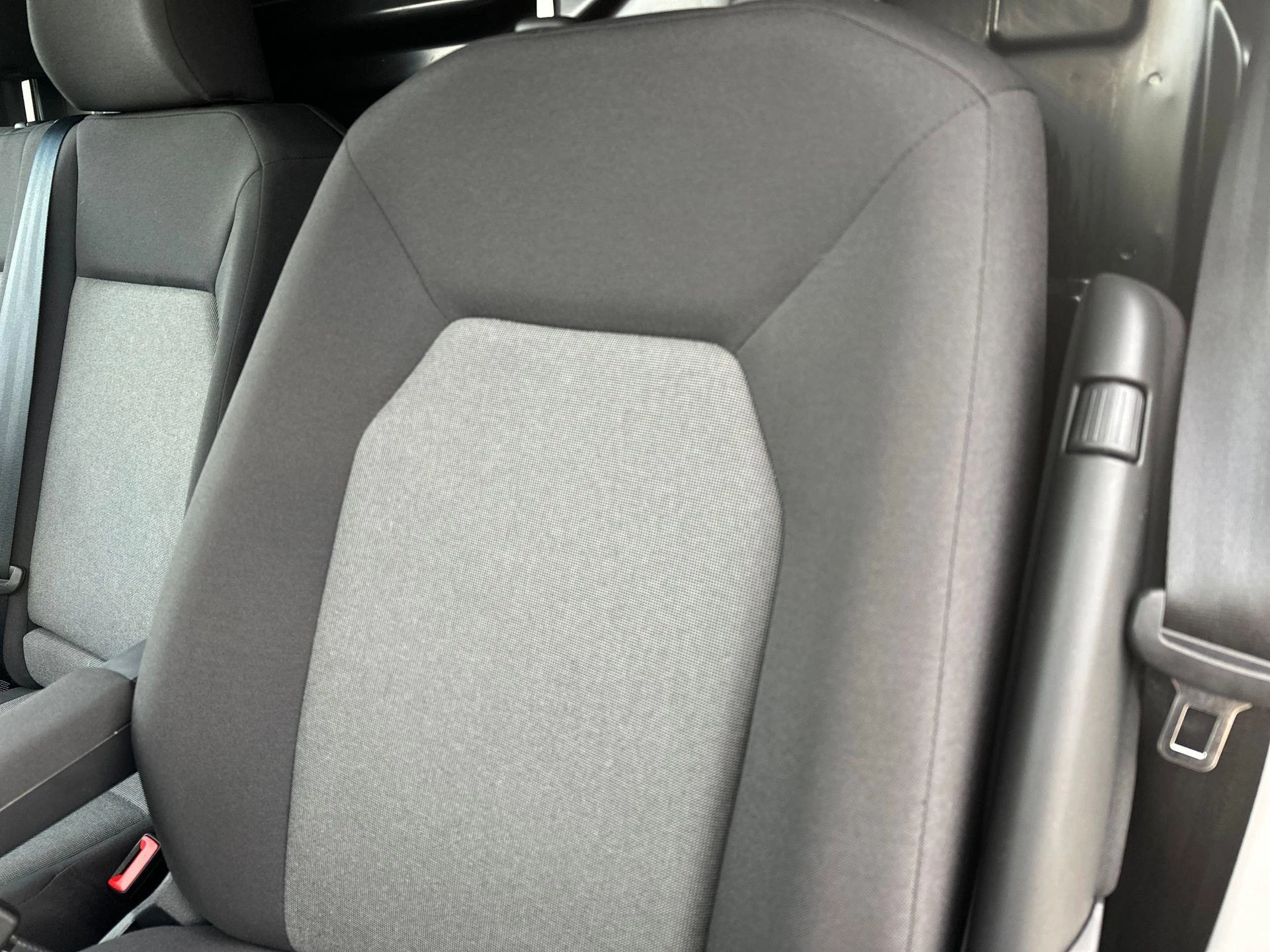 Volkswagen-Crafter-image-9