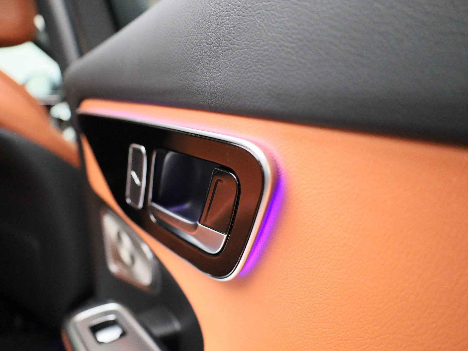 Mercedes-Benz-C-Klasse-image-44