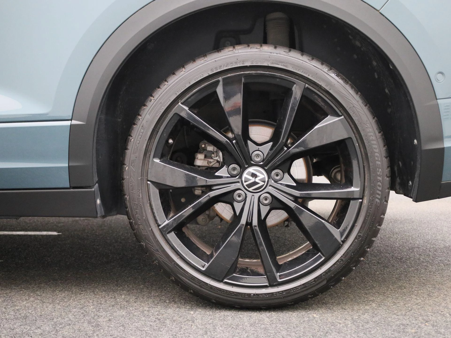 Volkswagen-T-Roc-image-12