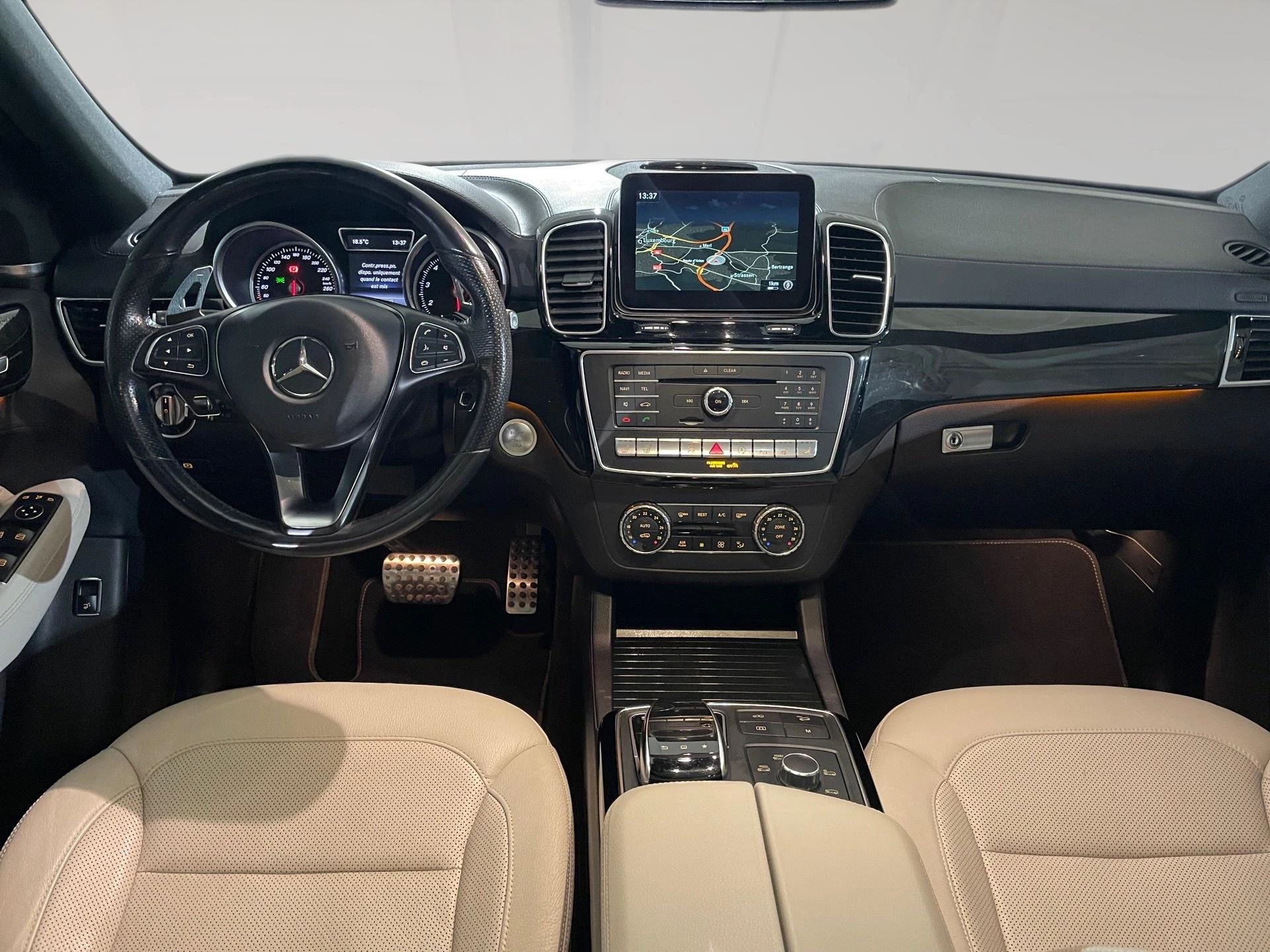 Mercedes-Benz-GLE-image-4