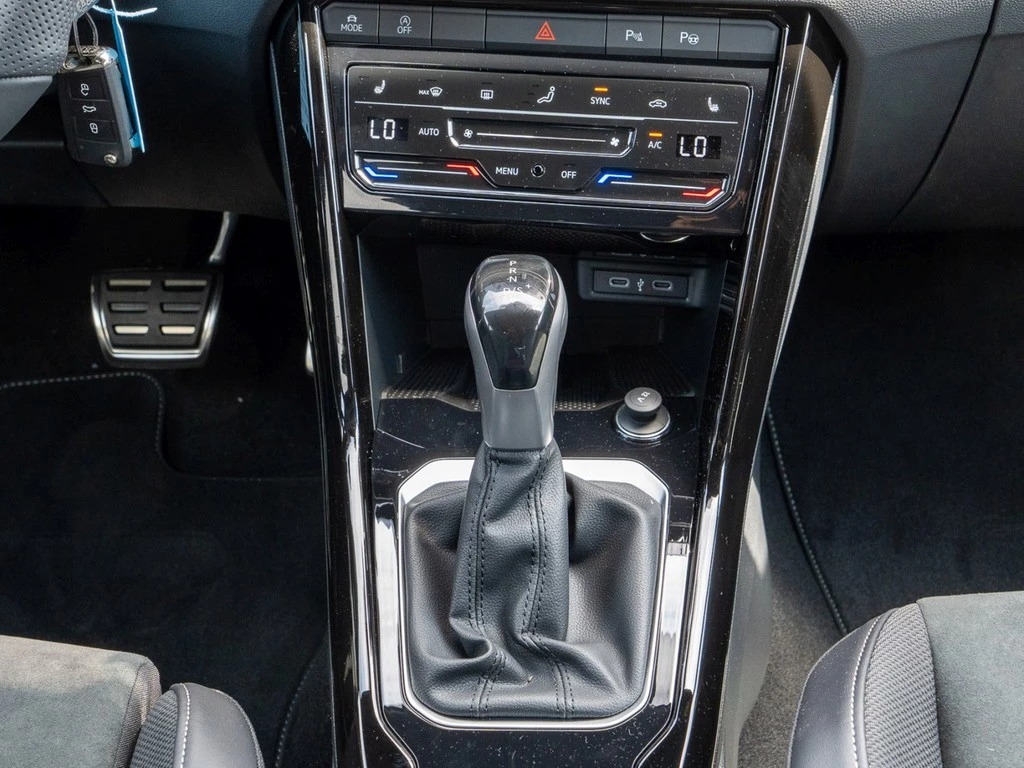 Volkswagen T-Roc 2,0 TDI DSG R-Line VAL