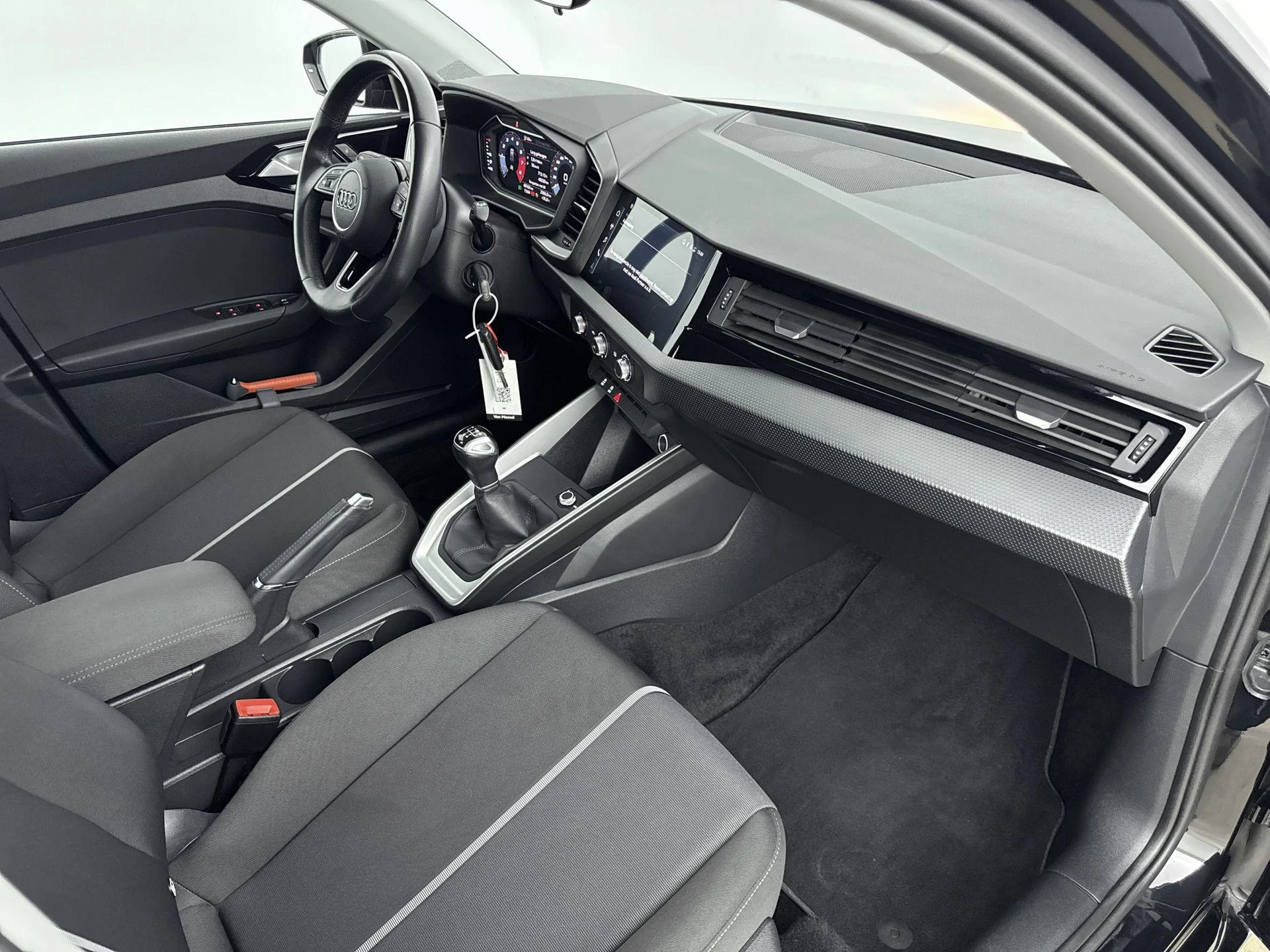 Audi-A1 Sportback-image-7