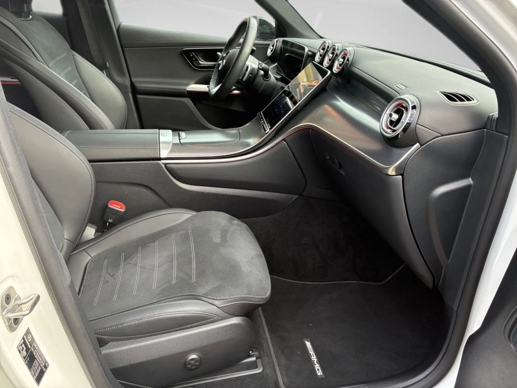 Mercedes-Benz-GLC 220 d-image-15
