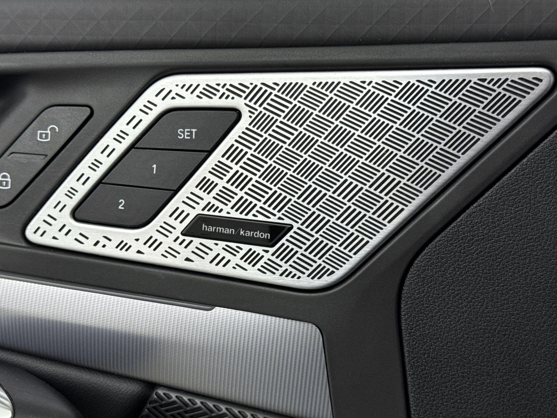 BMW-iX2-image-11