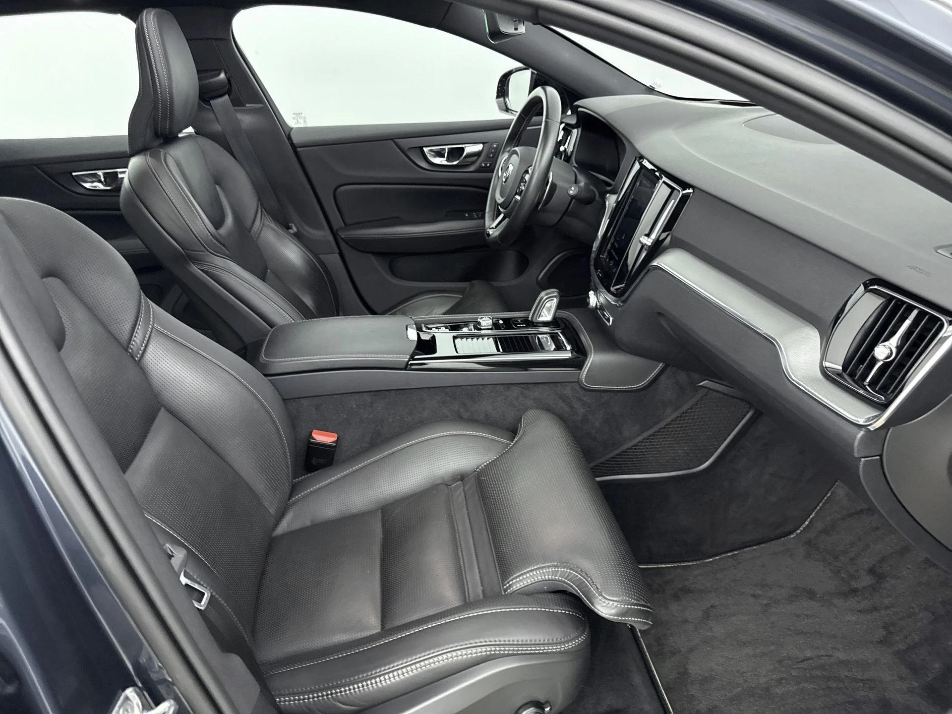 Volvo-V60-image-28