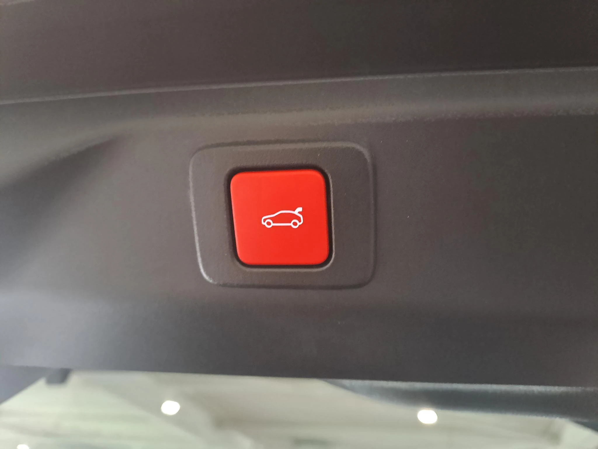 Peugeot-e-3008-image-22