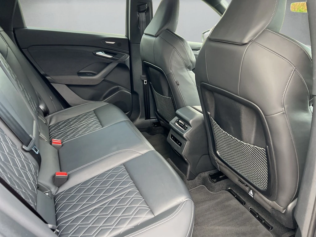 Audi-Q6 e-tron-image-12