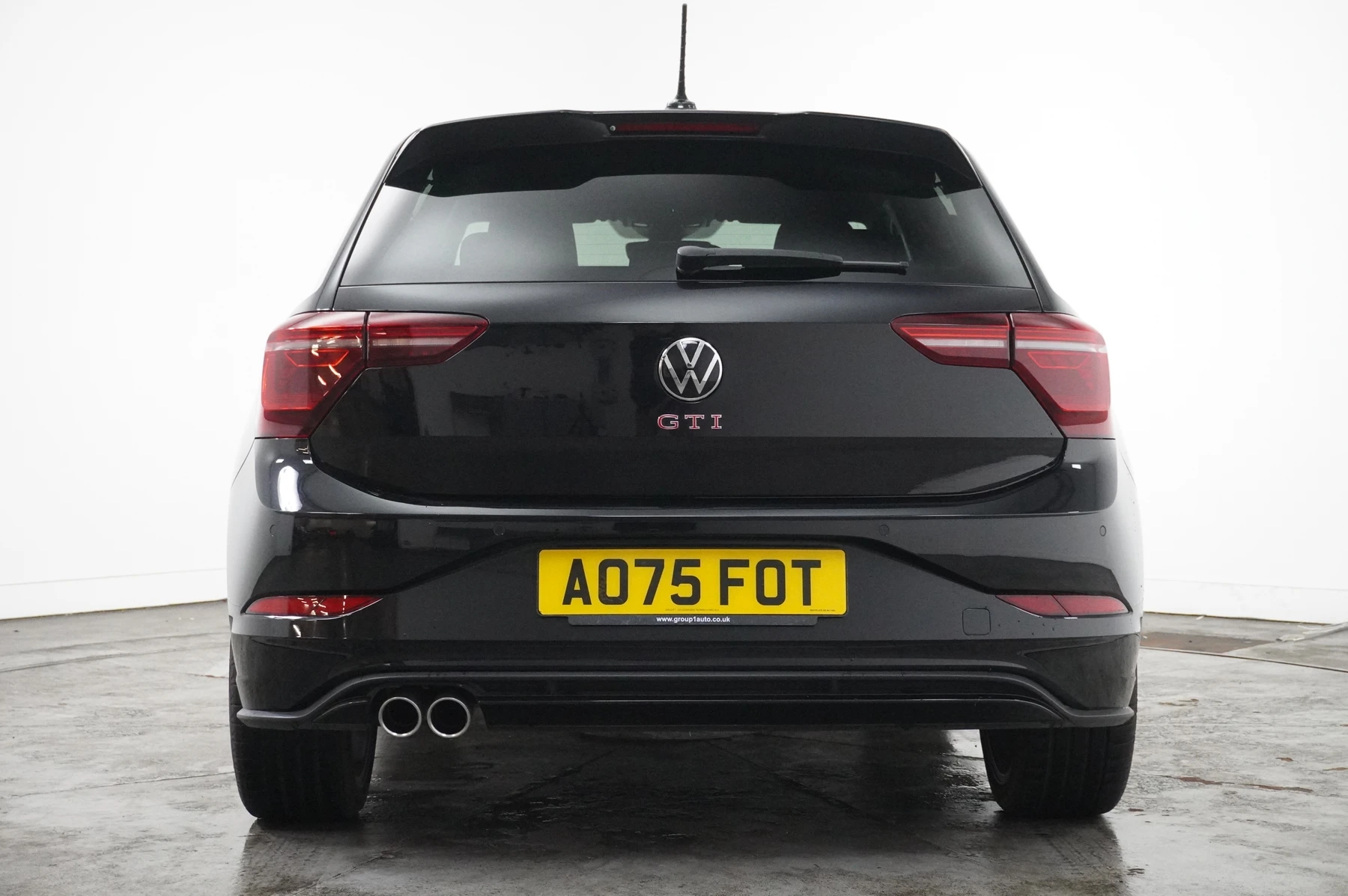 Volkswagen-Polo-image-16