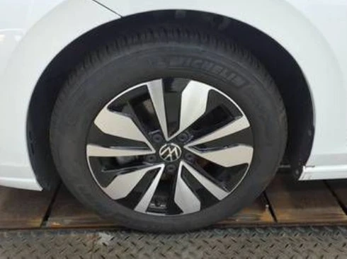 Volkswagen Golf VIII Variant 1.5 eTSI DSG Goal