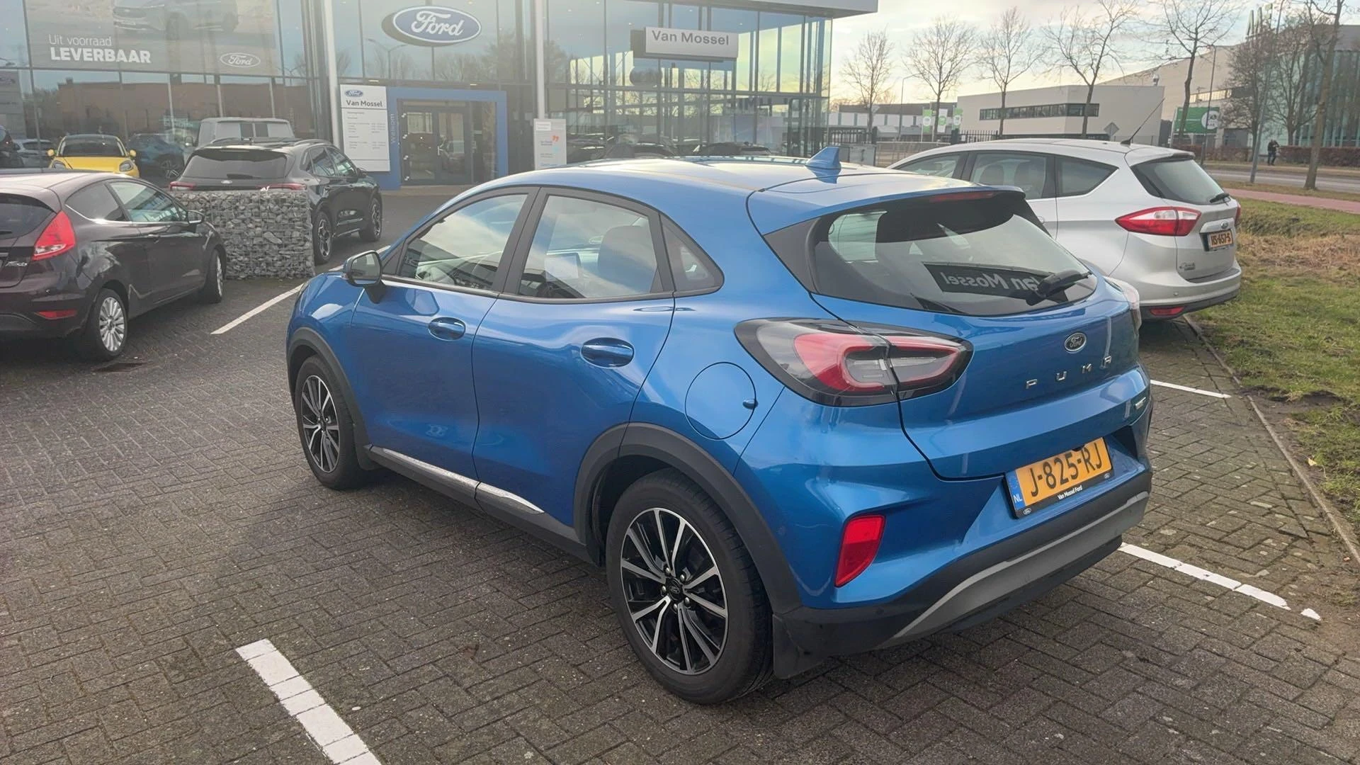 Ford Puma 1.0 EcoBoost Hybrid Titanium