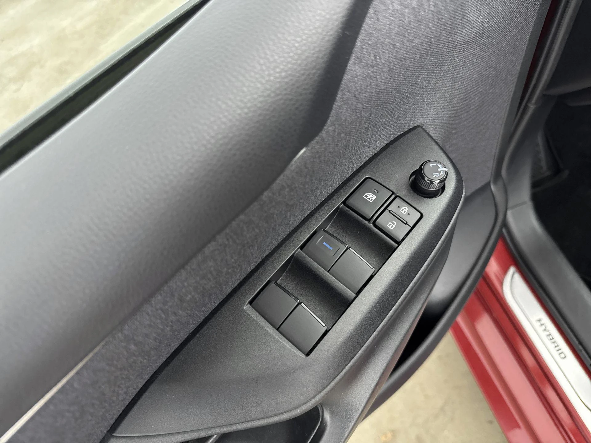 Toyota-Yaris-image-13