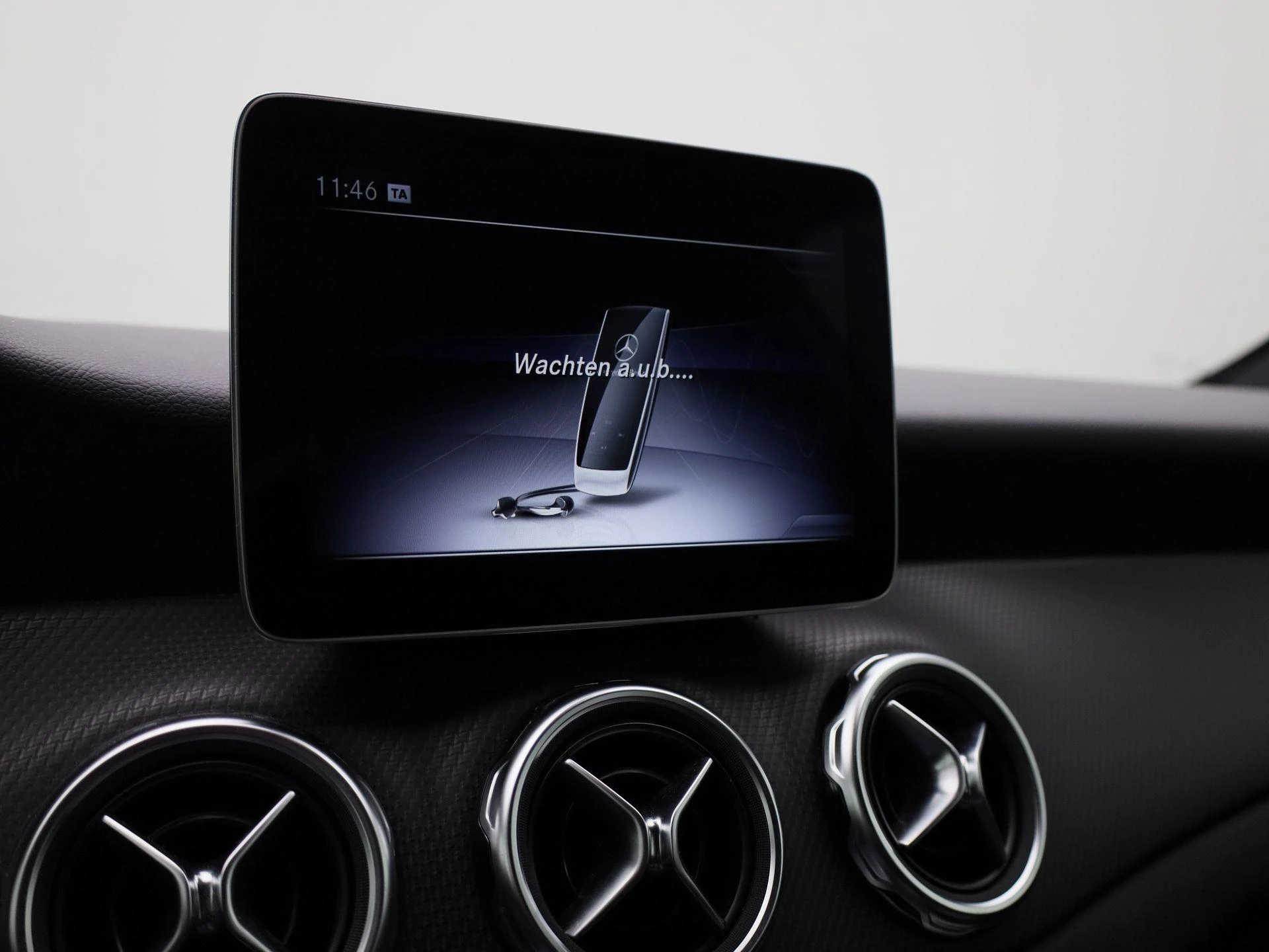 Mercedes-Benz GLA 180 Business Solution Limited