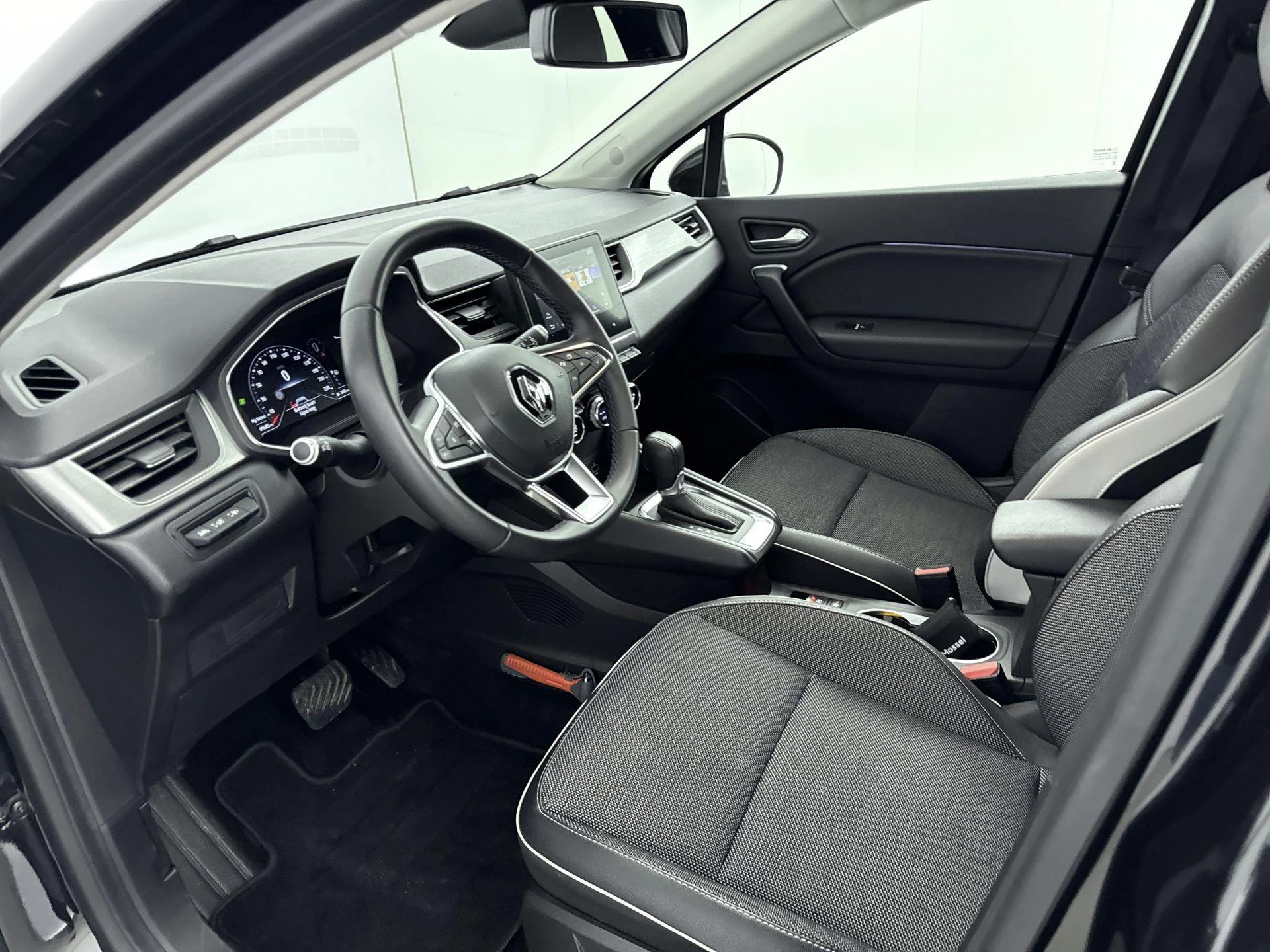 Renault-Captur-image-15