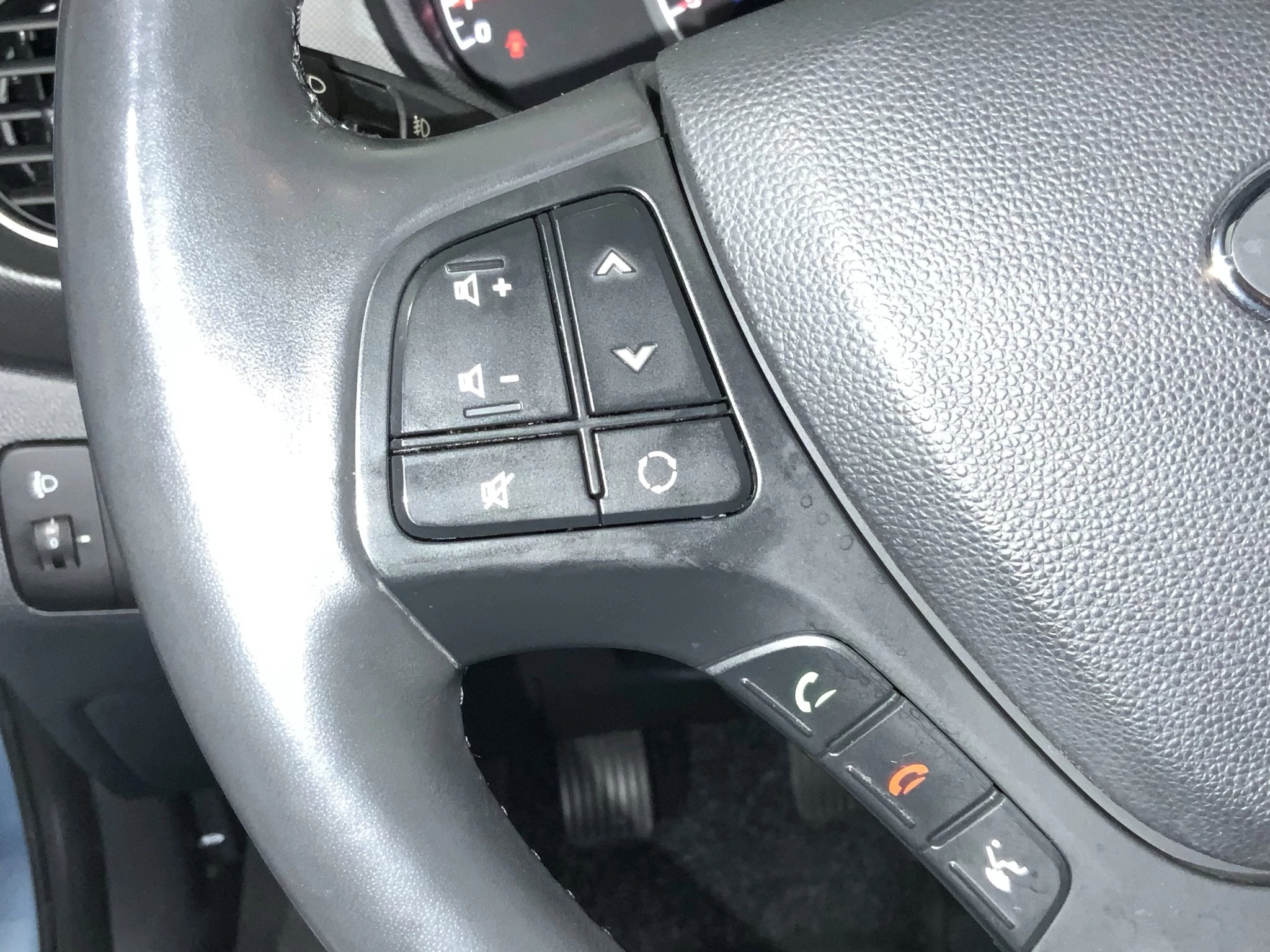 Hyundai-i10-image-18