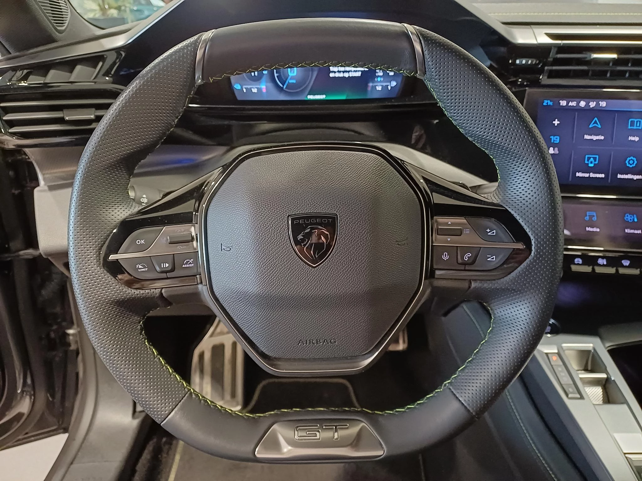 Peugeot 308 SW 1.6 Hybrid 225 S&S EAT8 GT