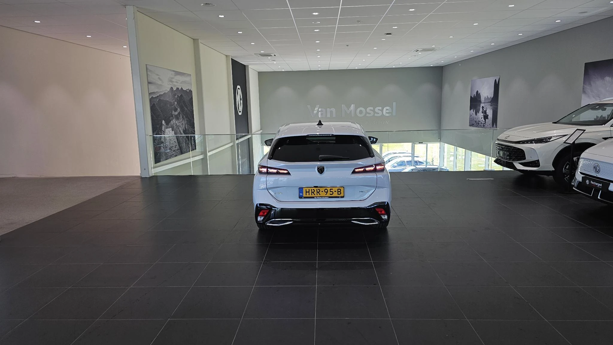Peugeot 308 SW 1.6 Plug-in Hybrid 180 Allure Avantage