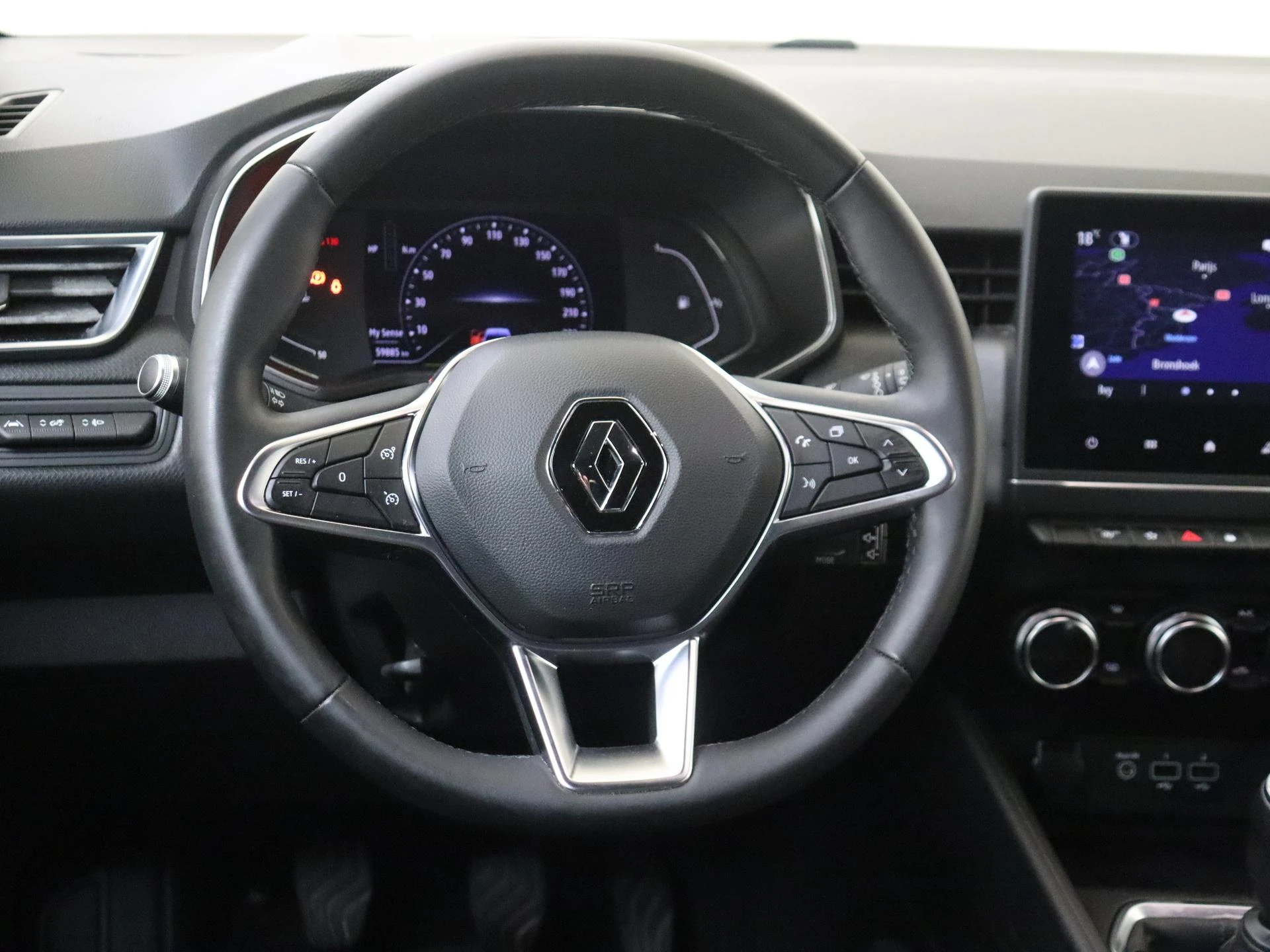 Renault-Clio-image-9
