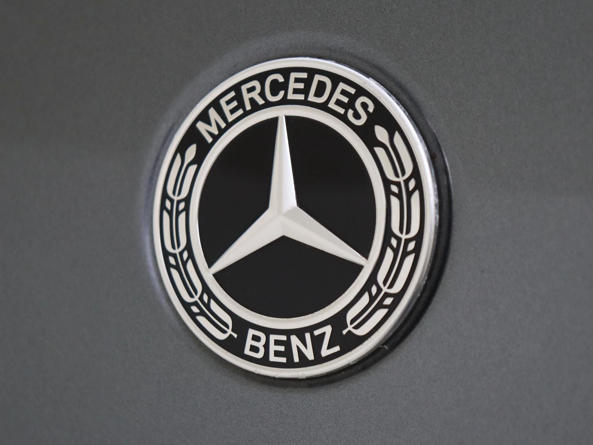 Mercedes-Benz-GLE-image-31