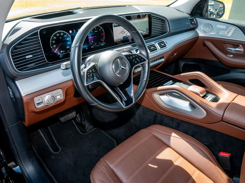 Mercedes-Benz-GLE 300 d-image-8