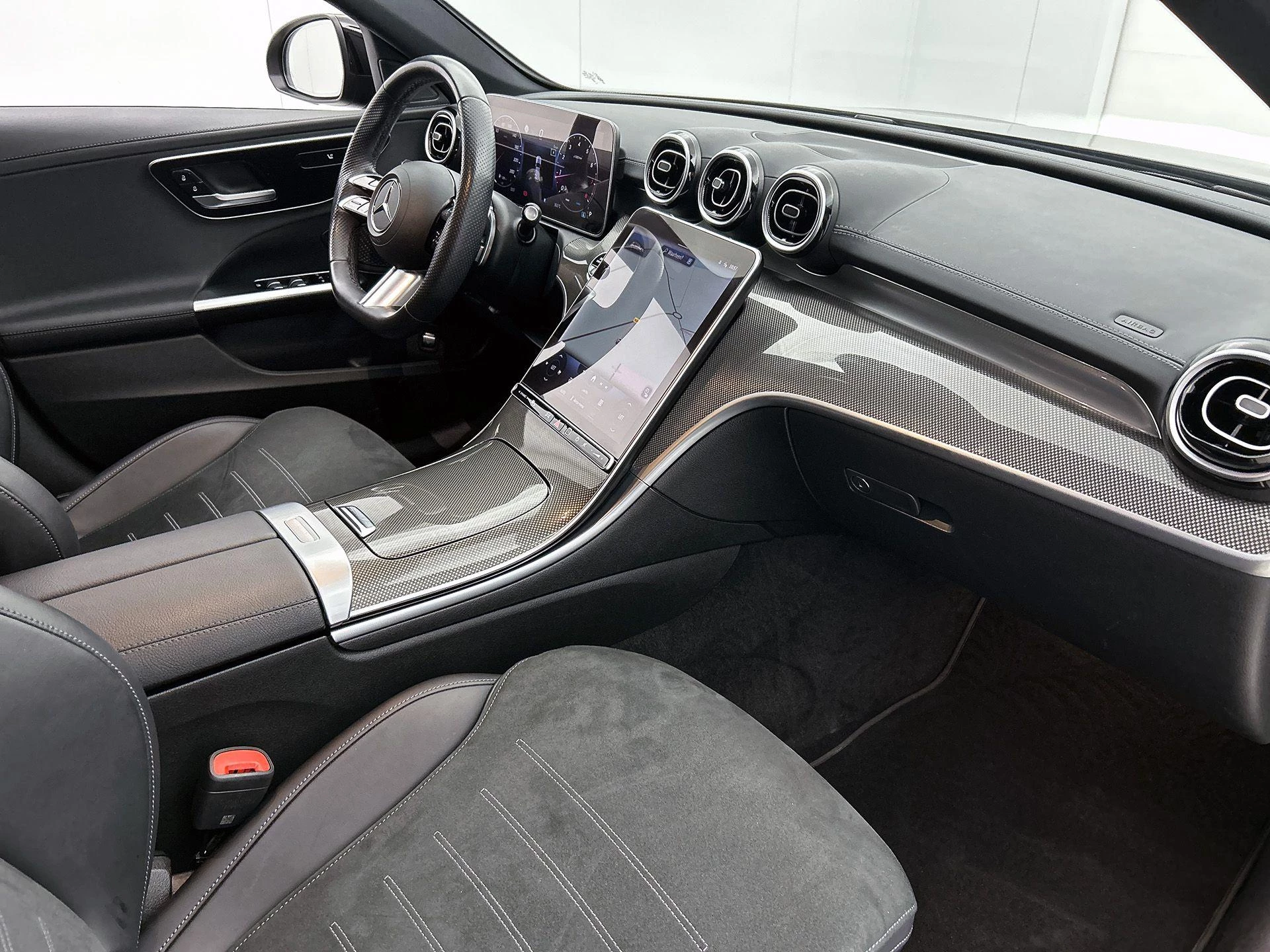 Mercedes-Benz-C-Klasse-image-41