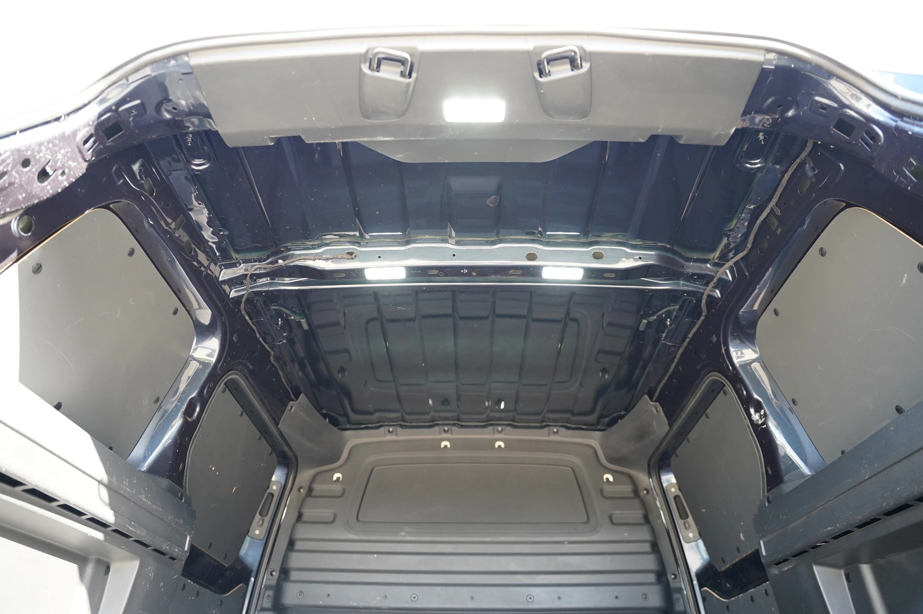Volkswagen-ID. Buzz-image-29