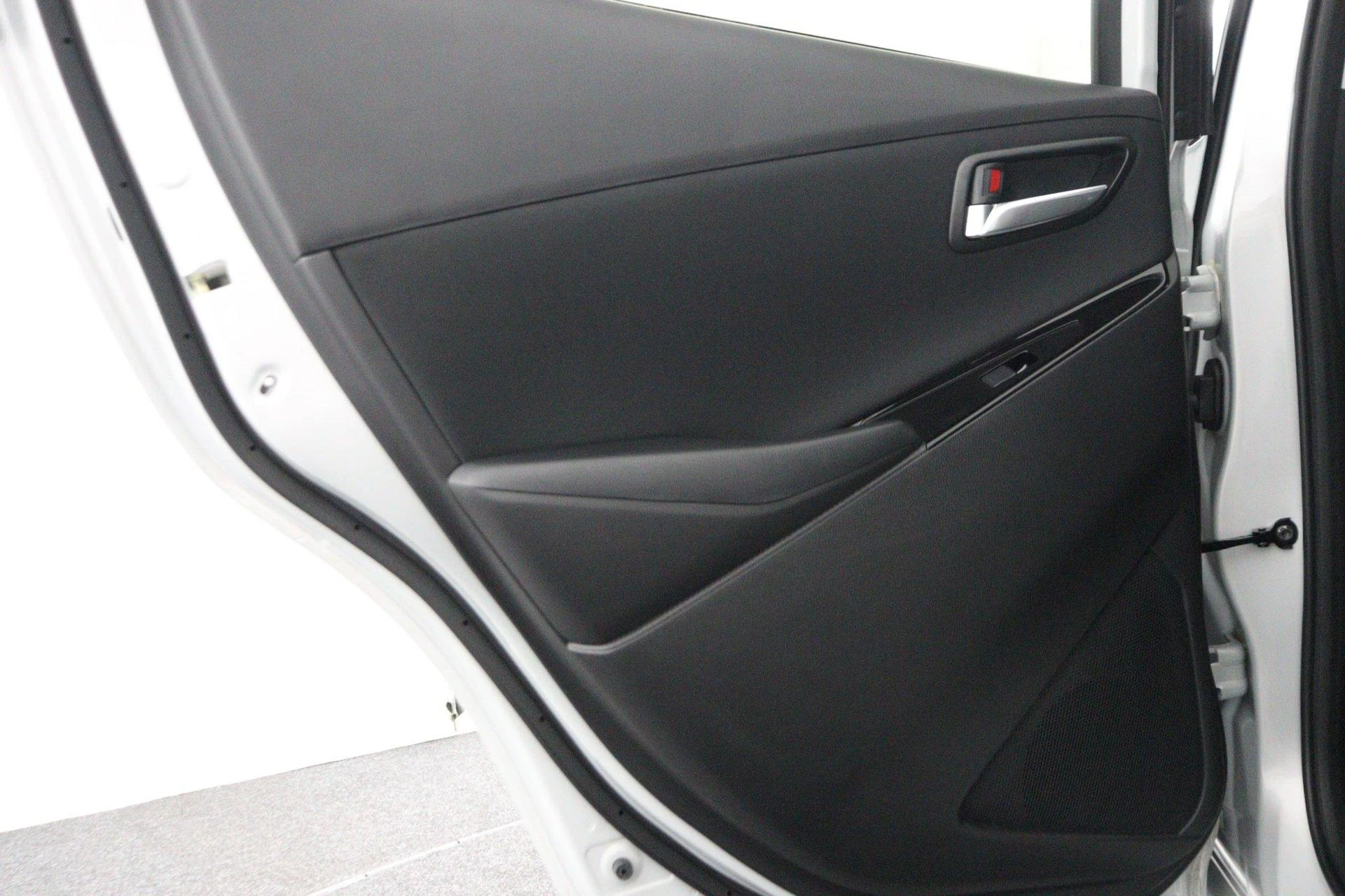 Mazda-2-image-35