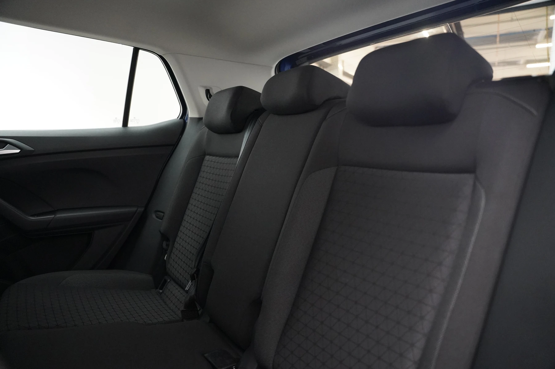 Volkswagen-T-Cross-image-24