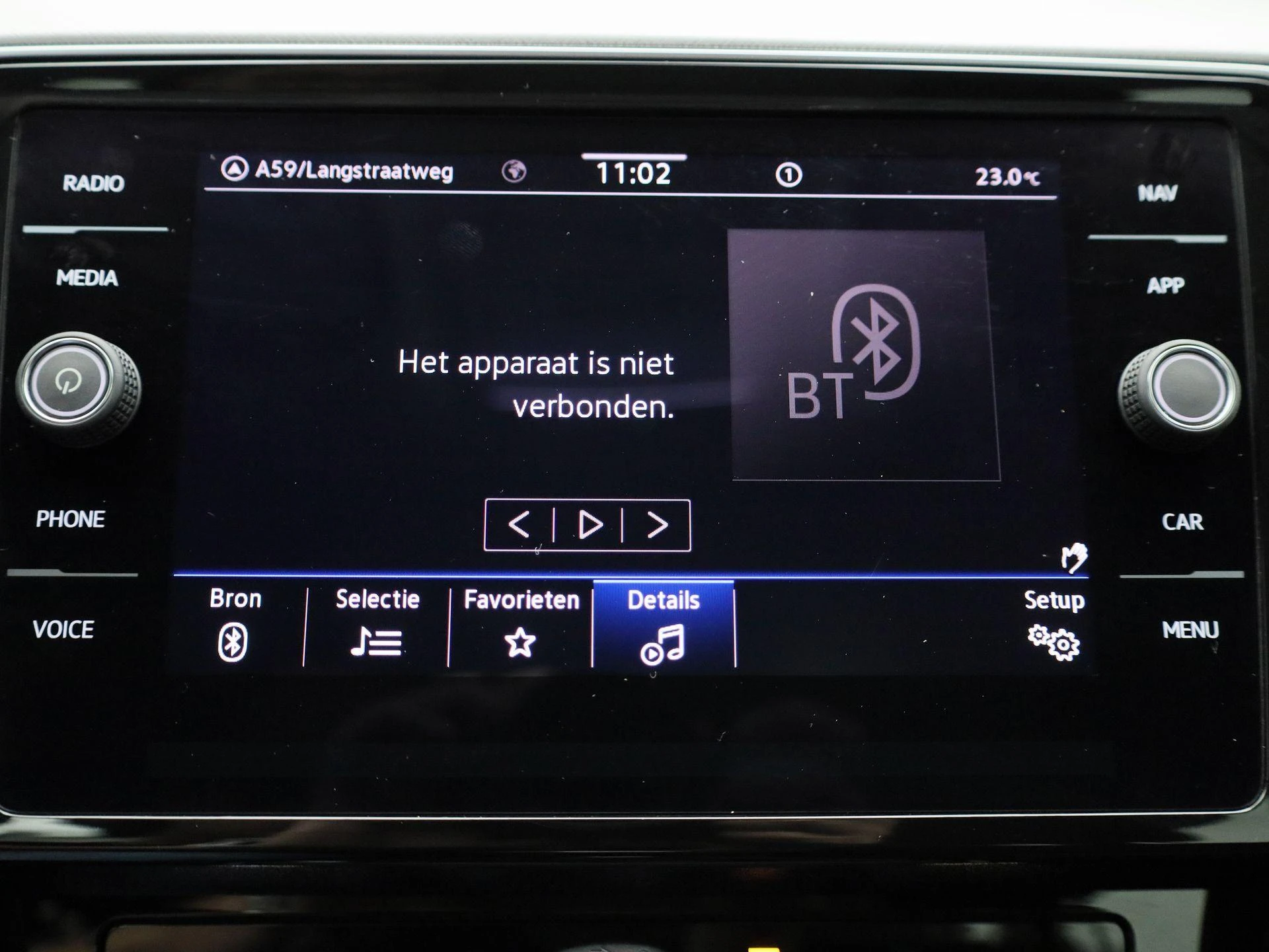 Volkswagen-Passat-image-19